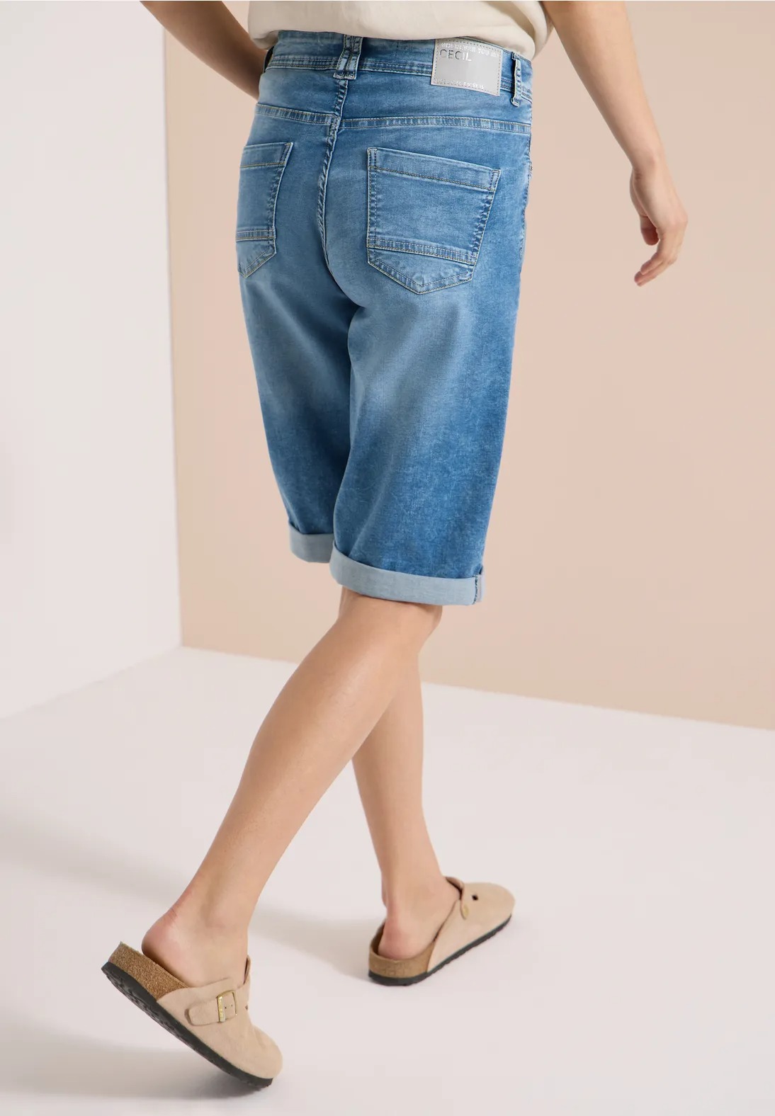 NOS Neele Shorts - Light Blue - Cecil