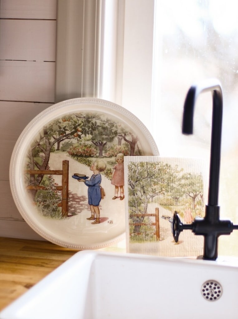 Bricka - Elsa Beskow - Äppellund - Ø 30 cm 