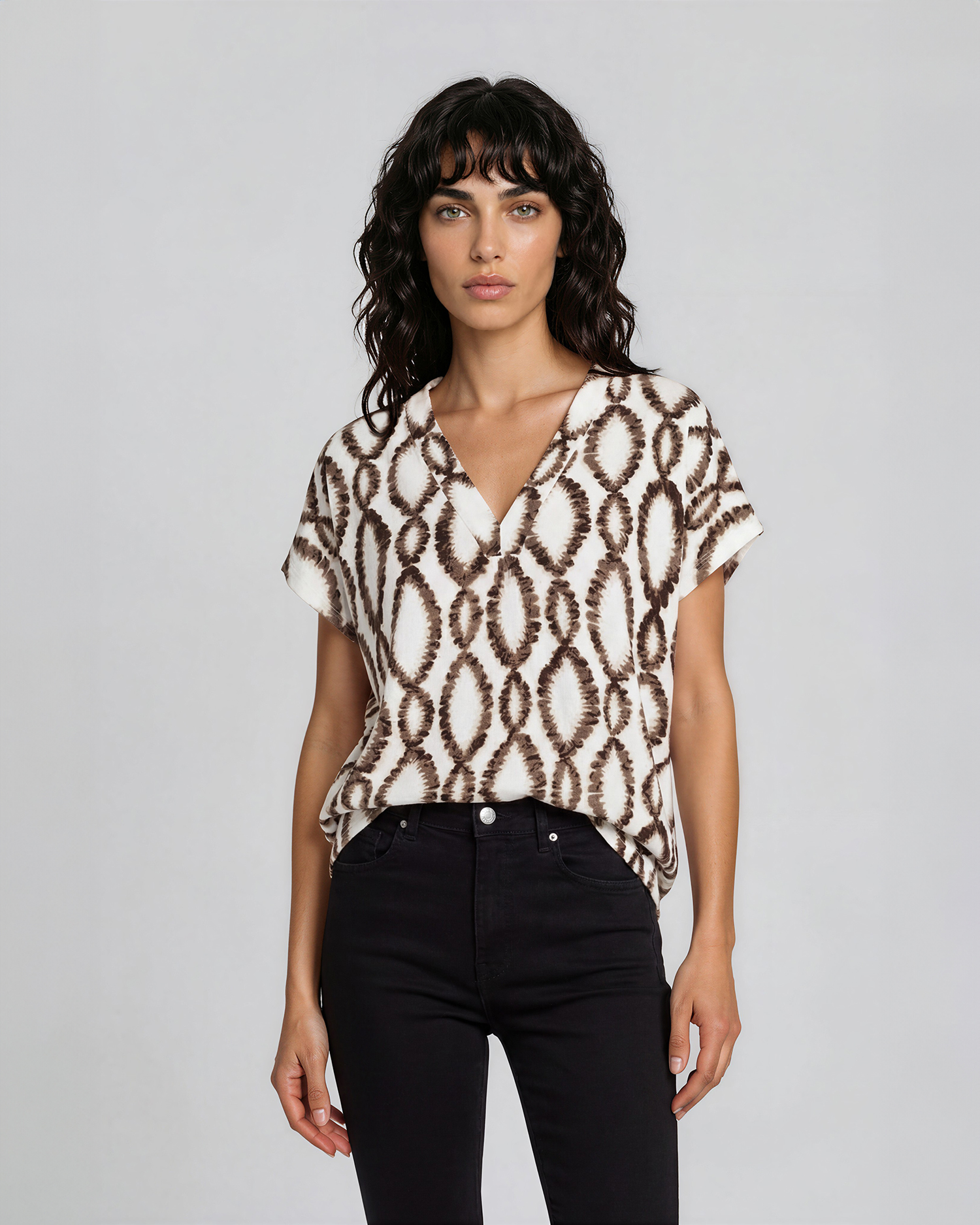 Topp Floi v-ringad mönstrad brun/offwhite