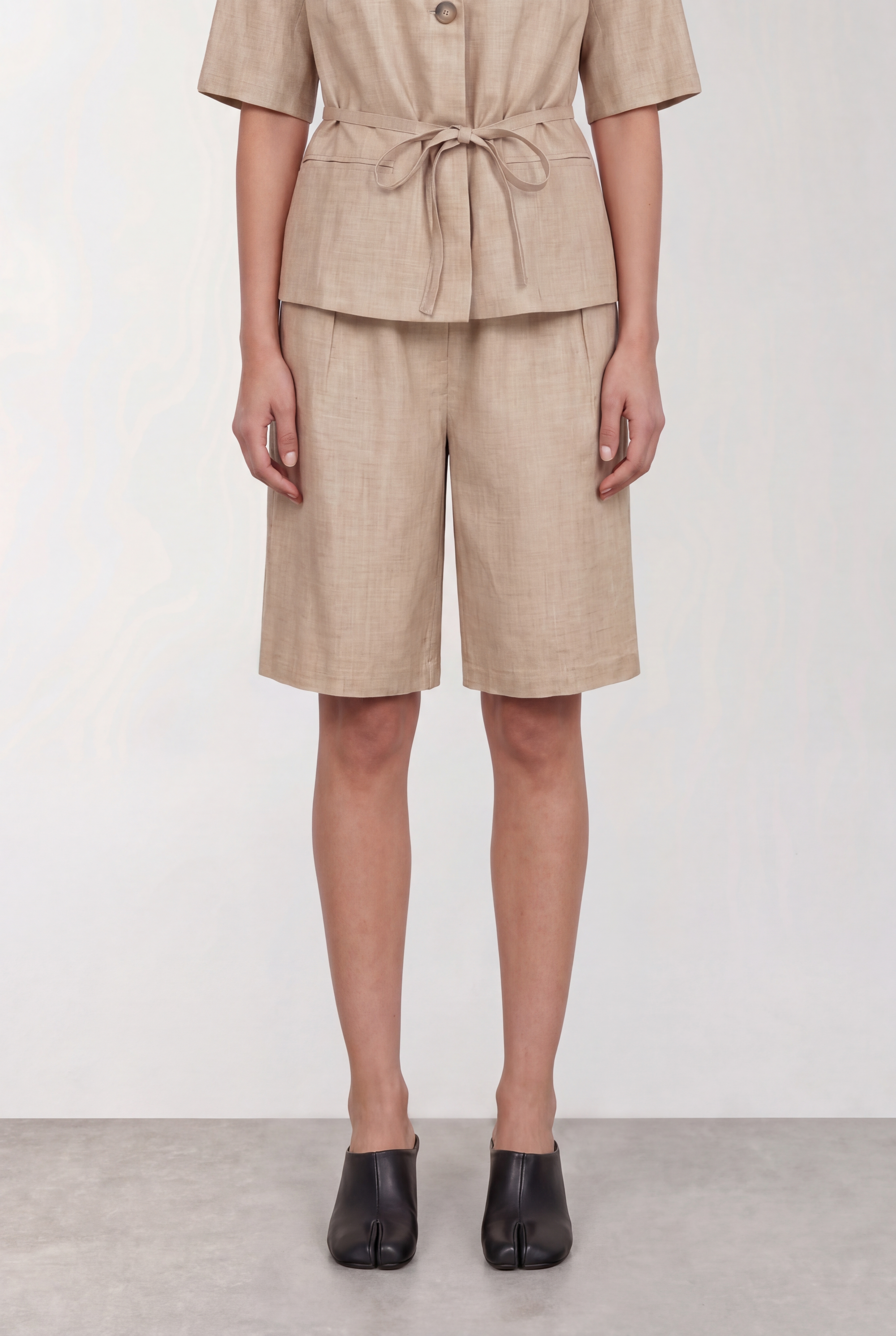 Leveté Room - Riot 1 Shorts Plaza Taupe Mel