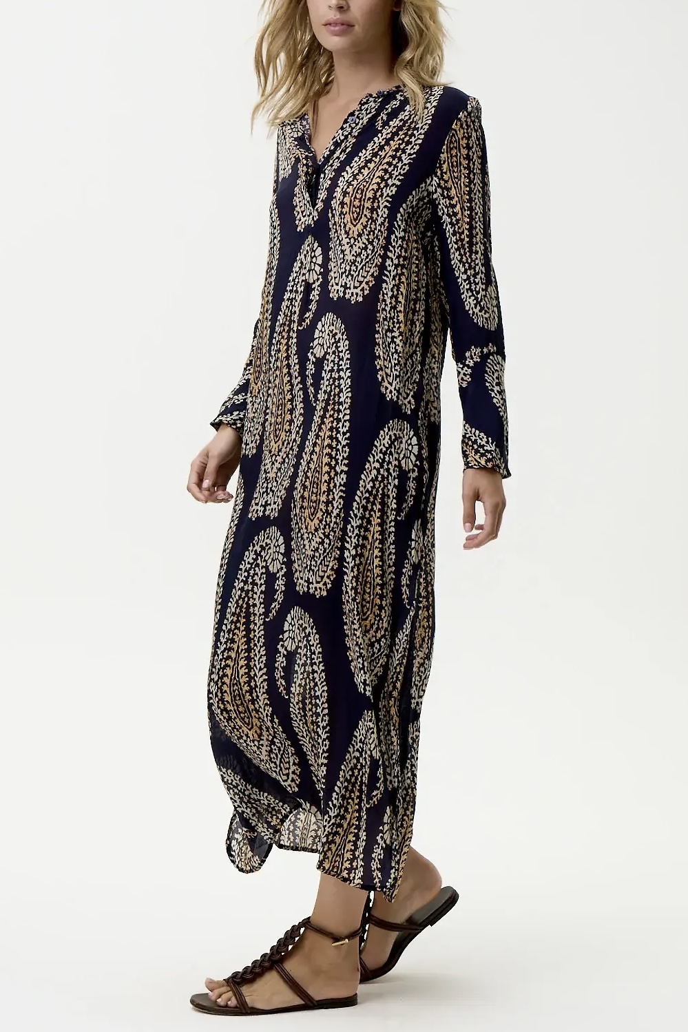 One Season - Long Genie Provence Viscose Navy Paisley - 3