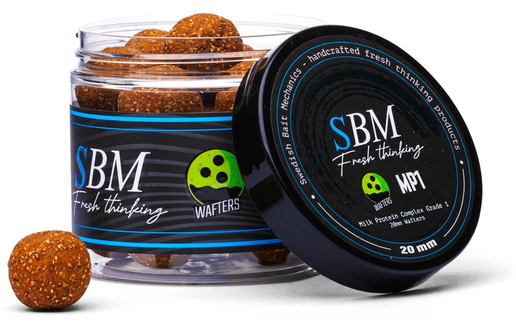 Balanserade Wafters från SBM med en distinkt doft som ger en naturlig presentation och lockar även de svåraste karparna. 20mm