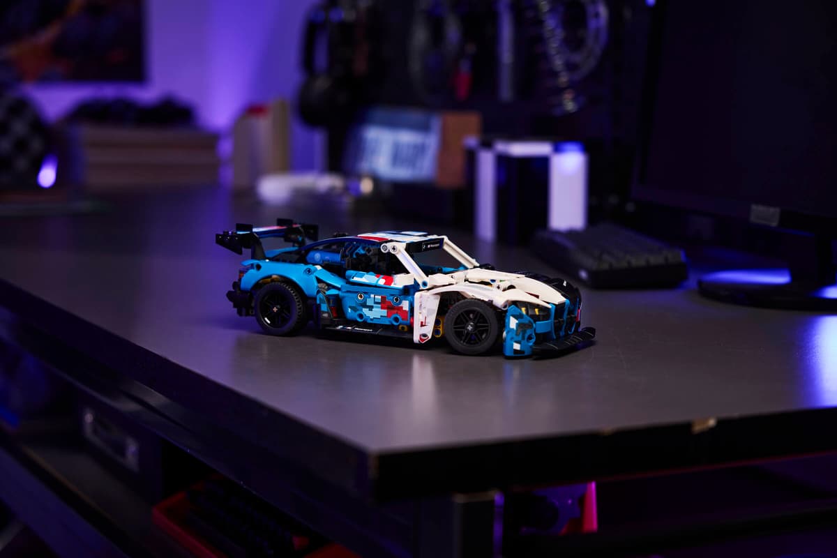 LEGO Technic 42226 BMW M4 GT3 EVO racerbil - 9