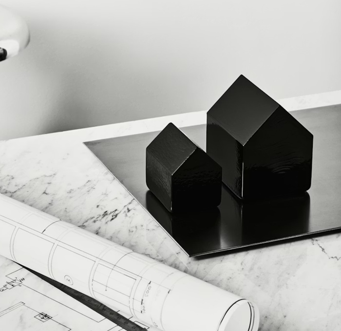 Kosta House Black Large - 5