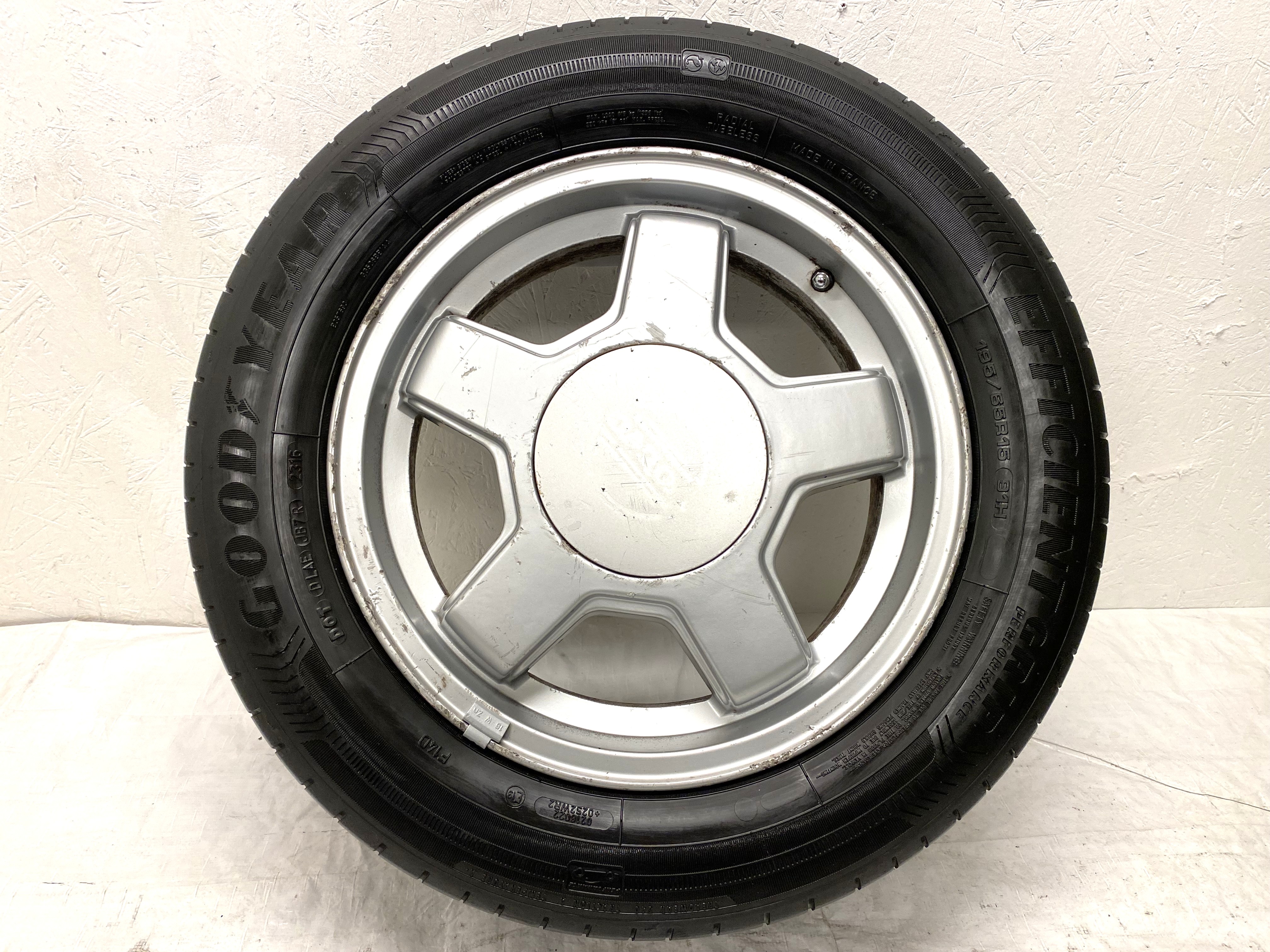 Kompletta Sommarhjul | 15" VOLVO 240 TURBO | 5x108 6x15 ET25 65.1 +  195/65 R15 91H Goodyear Efficient Grip Performance | 2 st V23-16 | 3.5|3.5mm + 2 st V31-17 | 4.5|4.5mm - 11