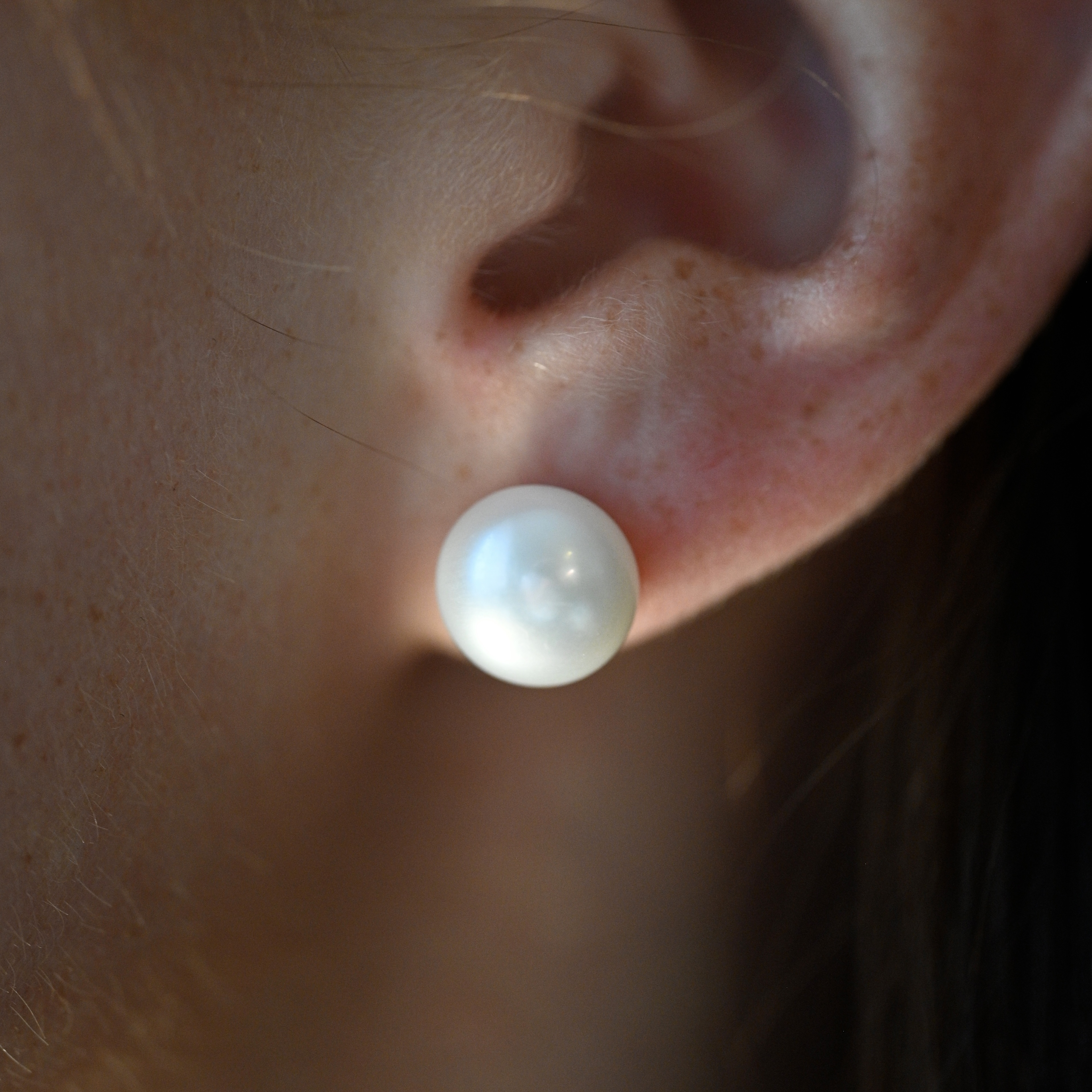 Örhängen pärla vit 9 mm  stift silver
