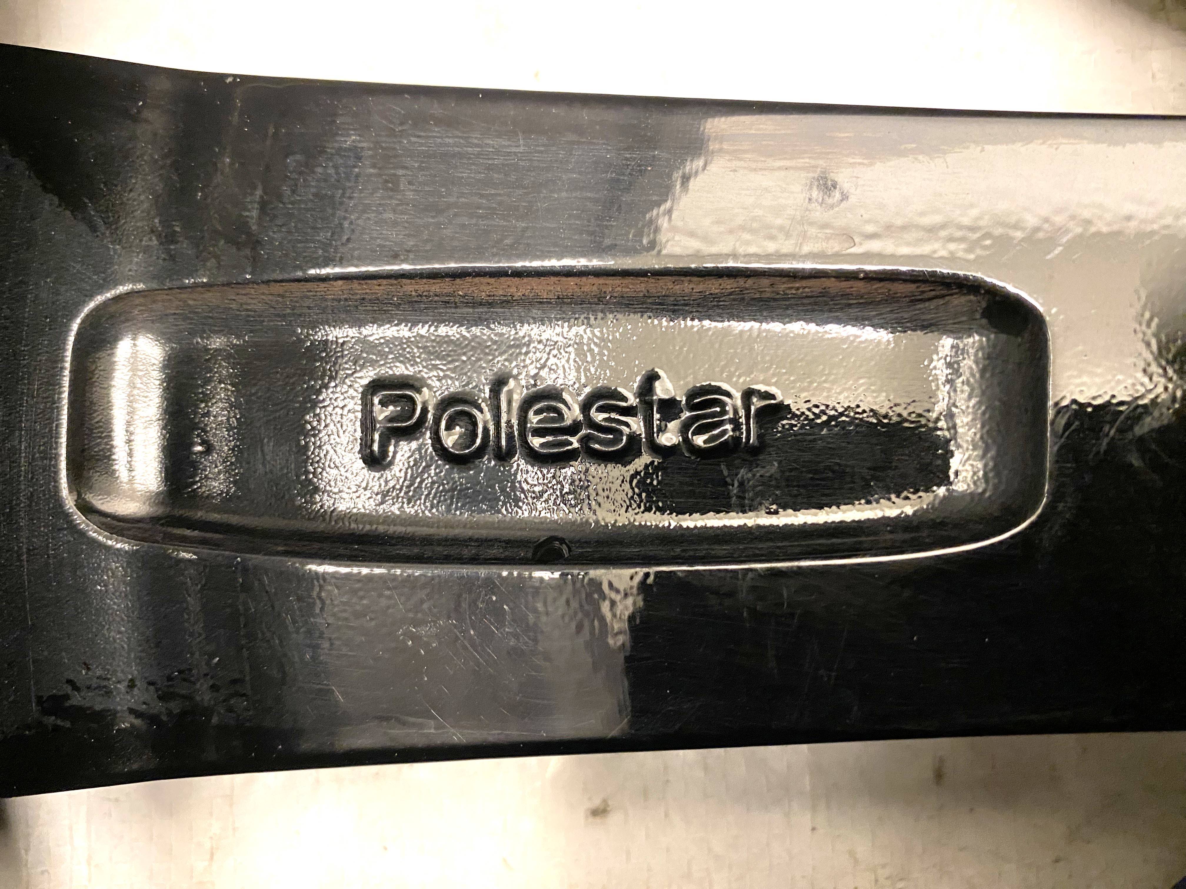 Kompletta Sommarhjul | 19" POLESTAR 2 31680895 | 5x108 | 2 st 8x19 ET50 63.4 + 2 st 9x19 ET53 63.4 | 245/45 R19 102V XL POL Michelin Primacy 4 | V46-2021 | 4mm | 4.5mm | 5mm | 5.5mm - 25