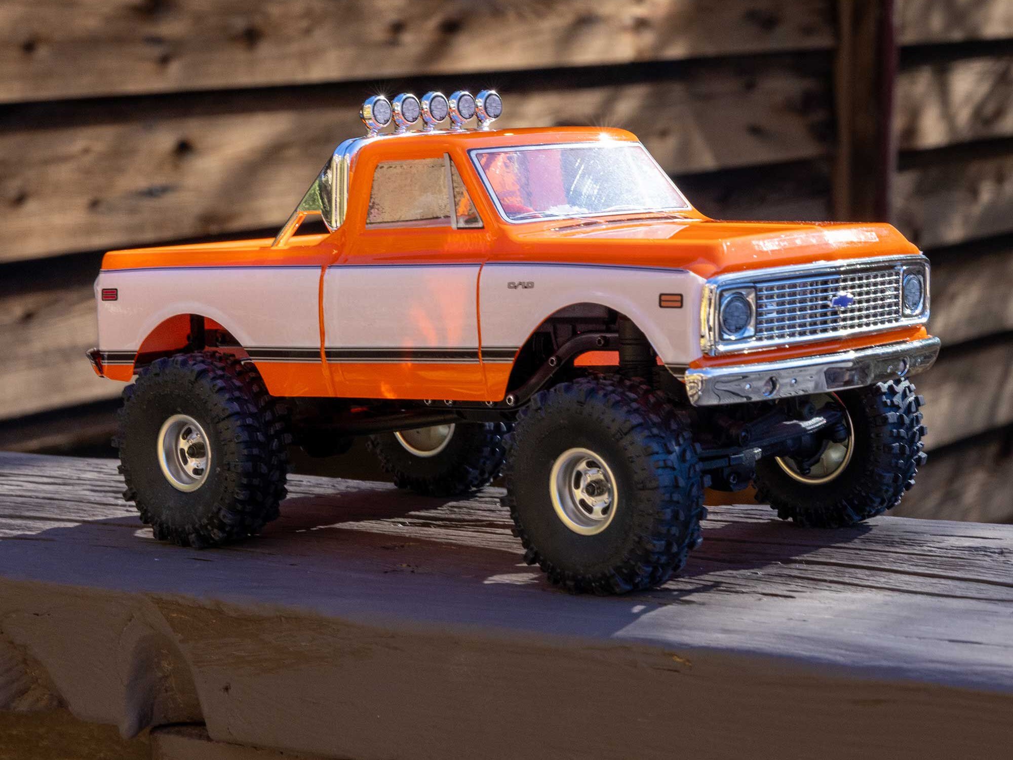 Axial 1/24 SCX24 1971 Chevrolet C10 4WD Truck RTR, Orange - 24
