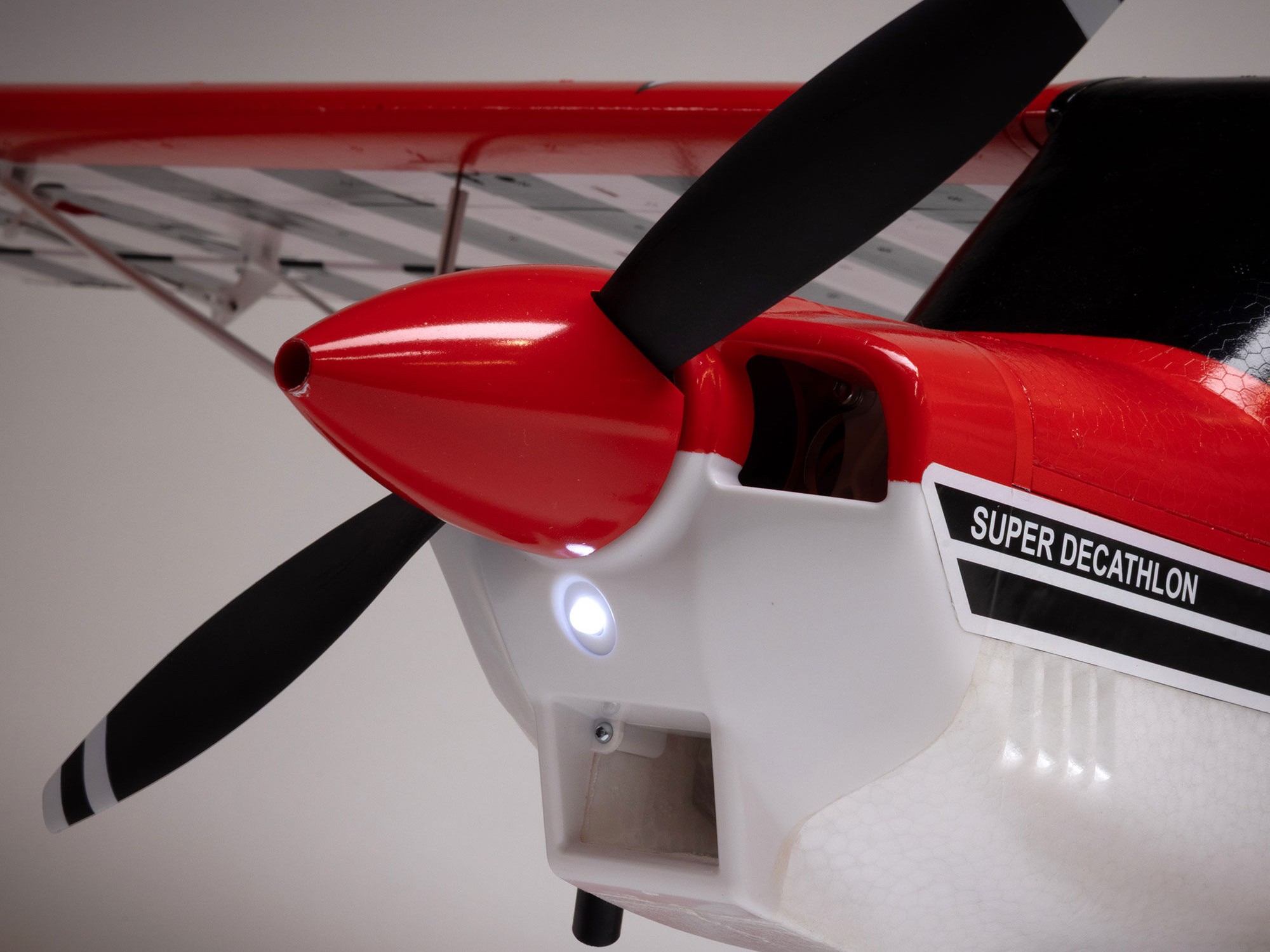 E-Flight Super Decathlon 1.2m BNF Basic with AS3X+ and SAFE Select - 20