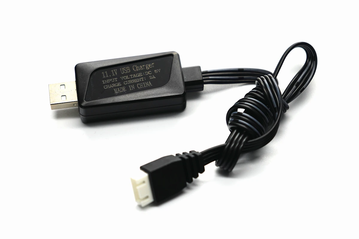 Blackzon 540249 USB Battery Charger (3S)