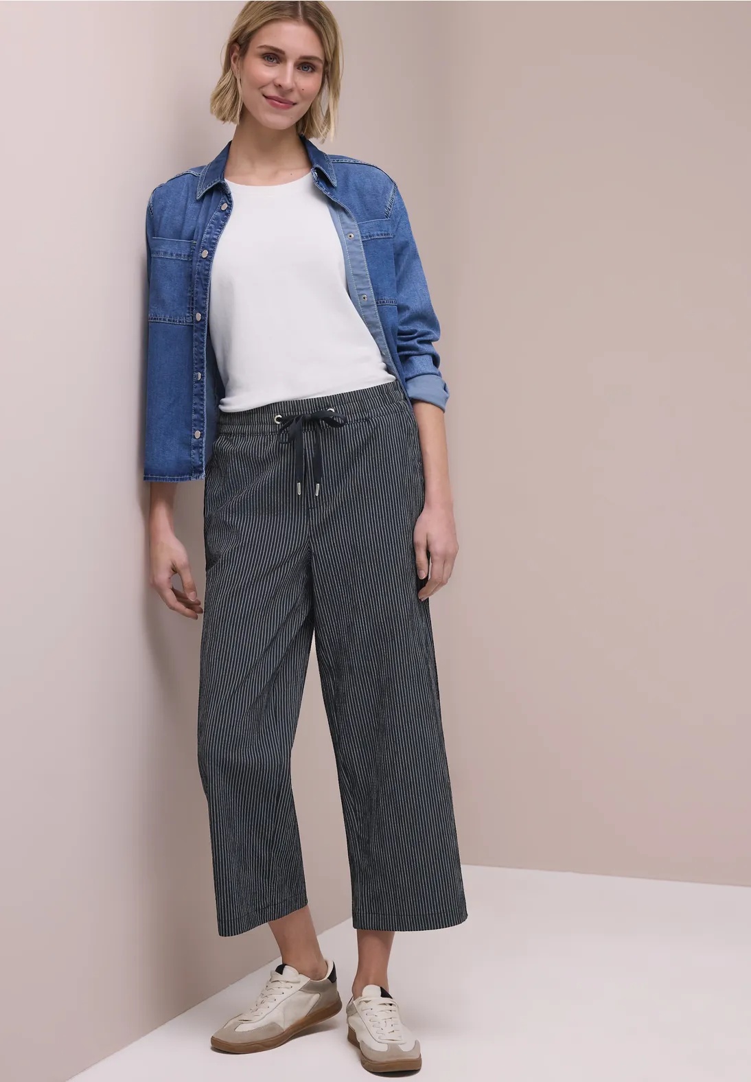LTD QR Emee Stripe Crash L 26 - Deep Blue - Street One - 3