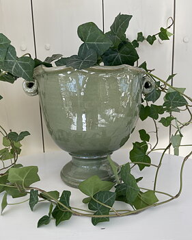 1. Freja pot jade
