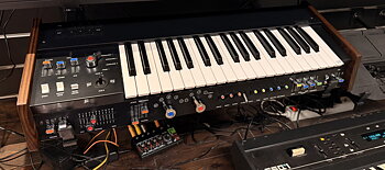 Korg Minikorg 700FS fullsize, beg 