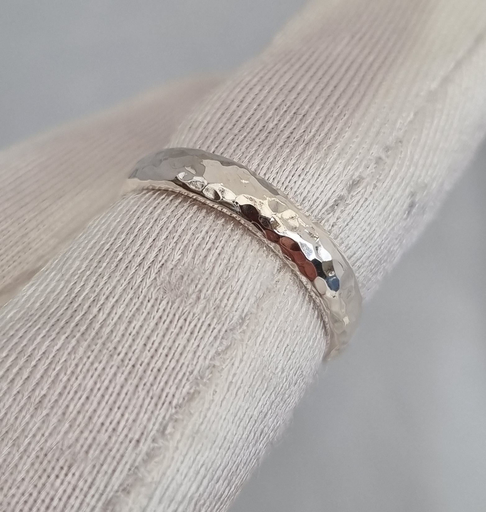 Enkel hamrad ring stl  17