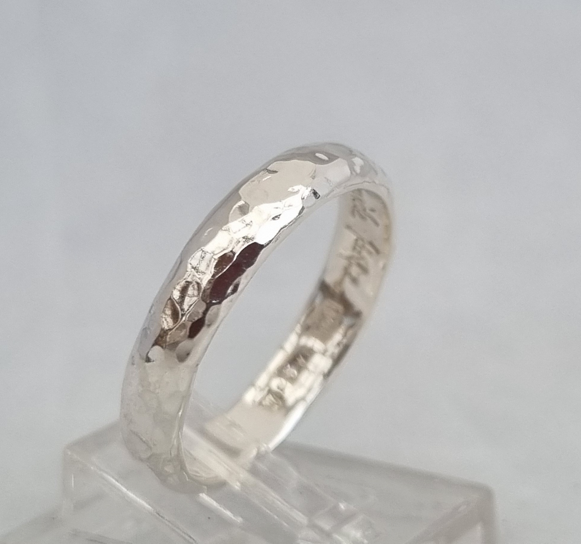 Enkel hamrad ring stl  18,3 - 3