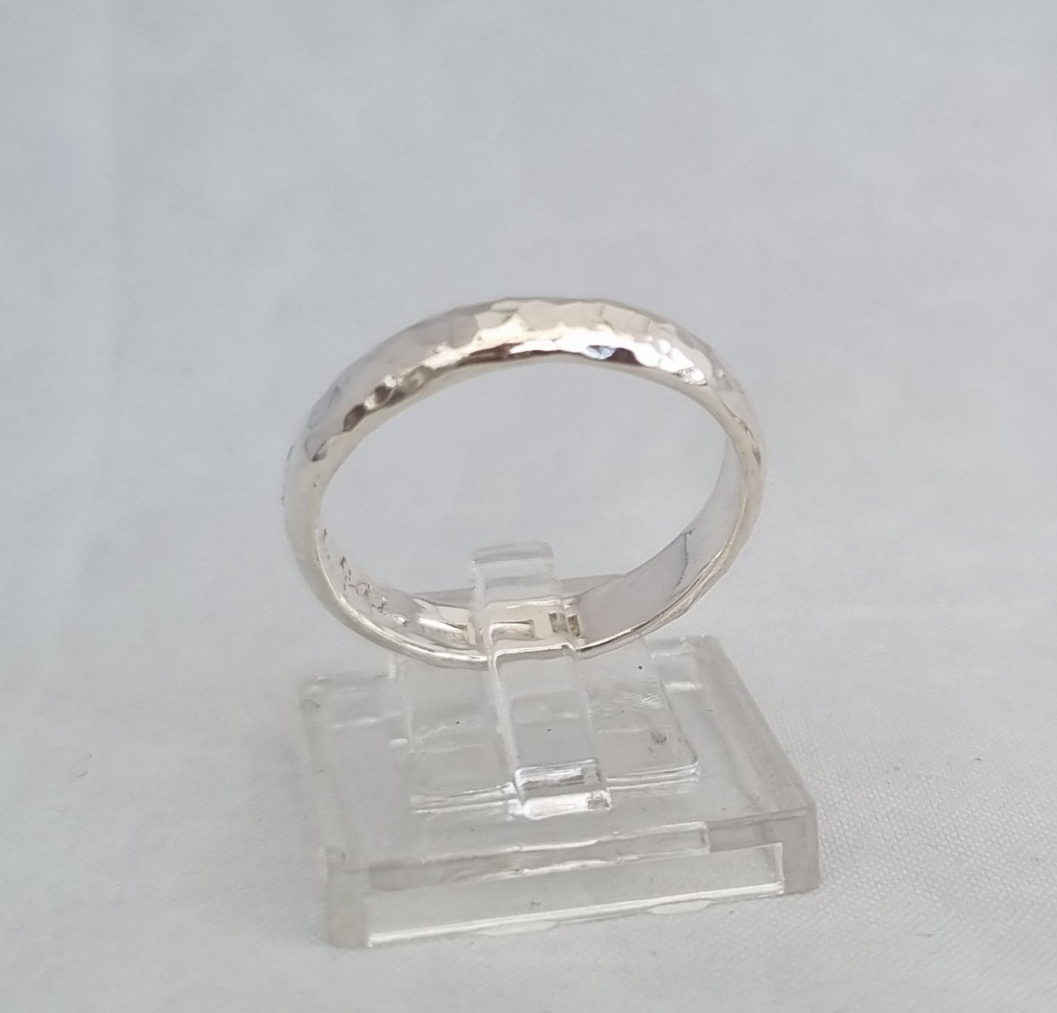 Enkel hamrad ring stl  17.7 - 2