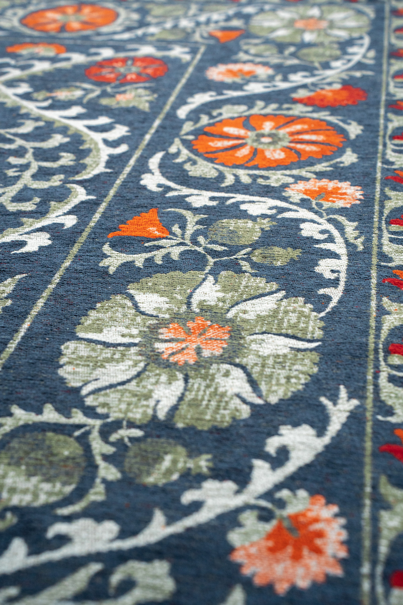 Suzani Nordic 240x340cm - 5