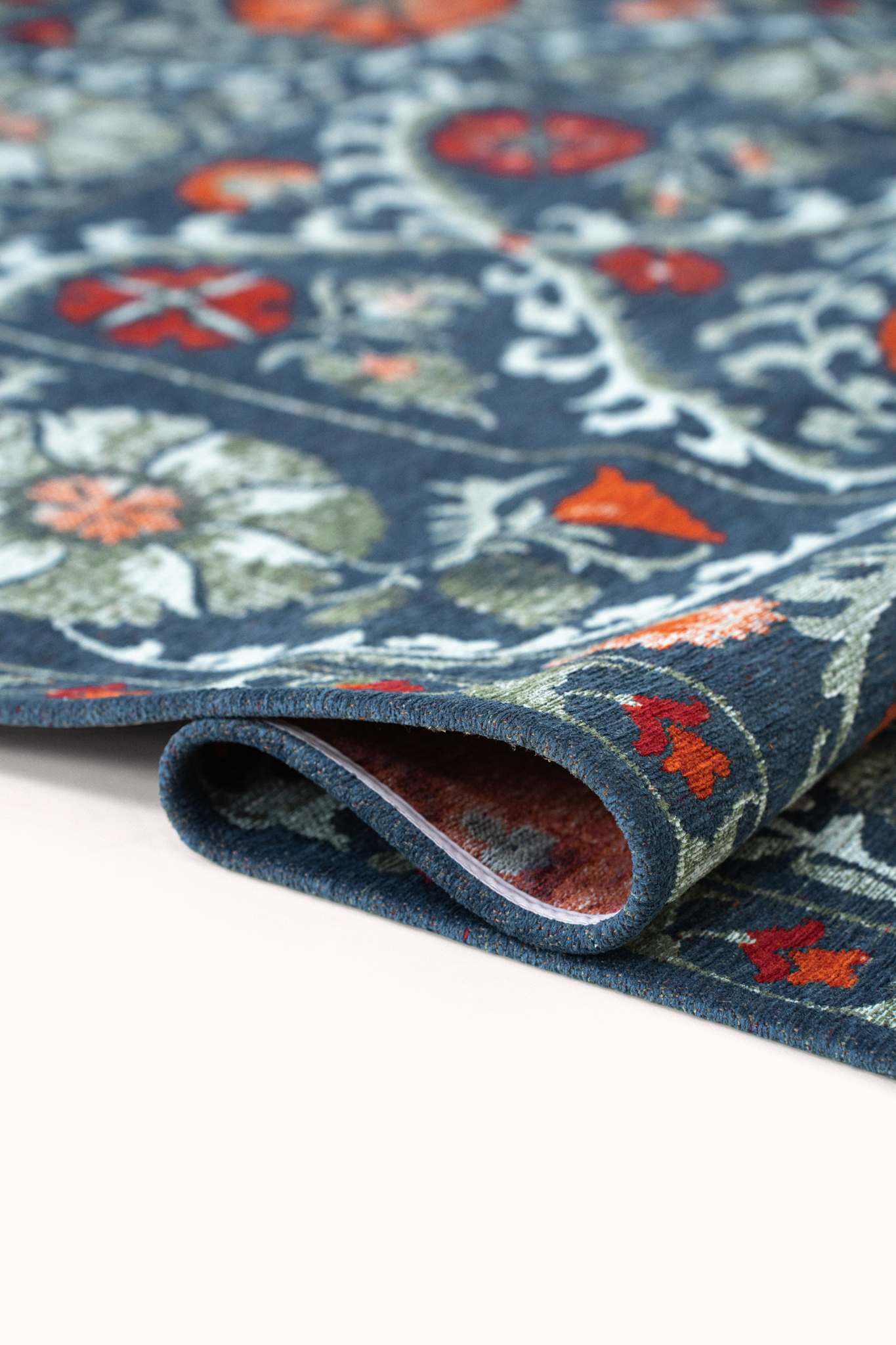 Suzani Nordic 280x390cm - 4