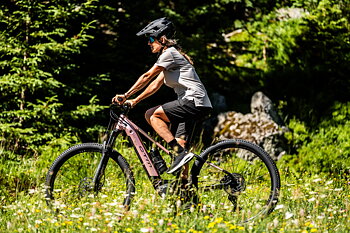 Bekväm och ergonomisk cykling med CTM elcyklar
