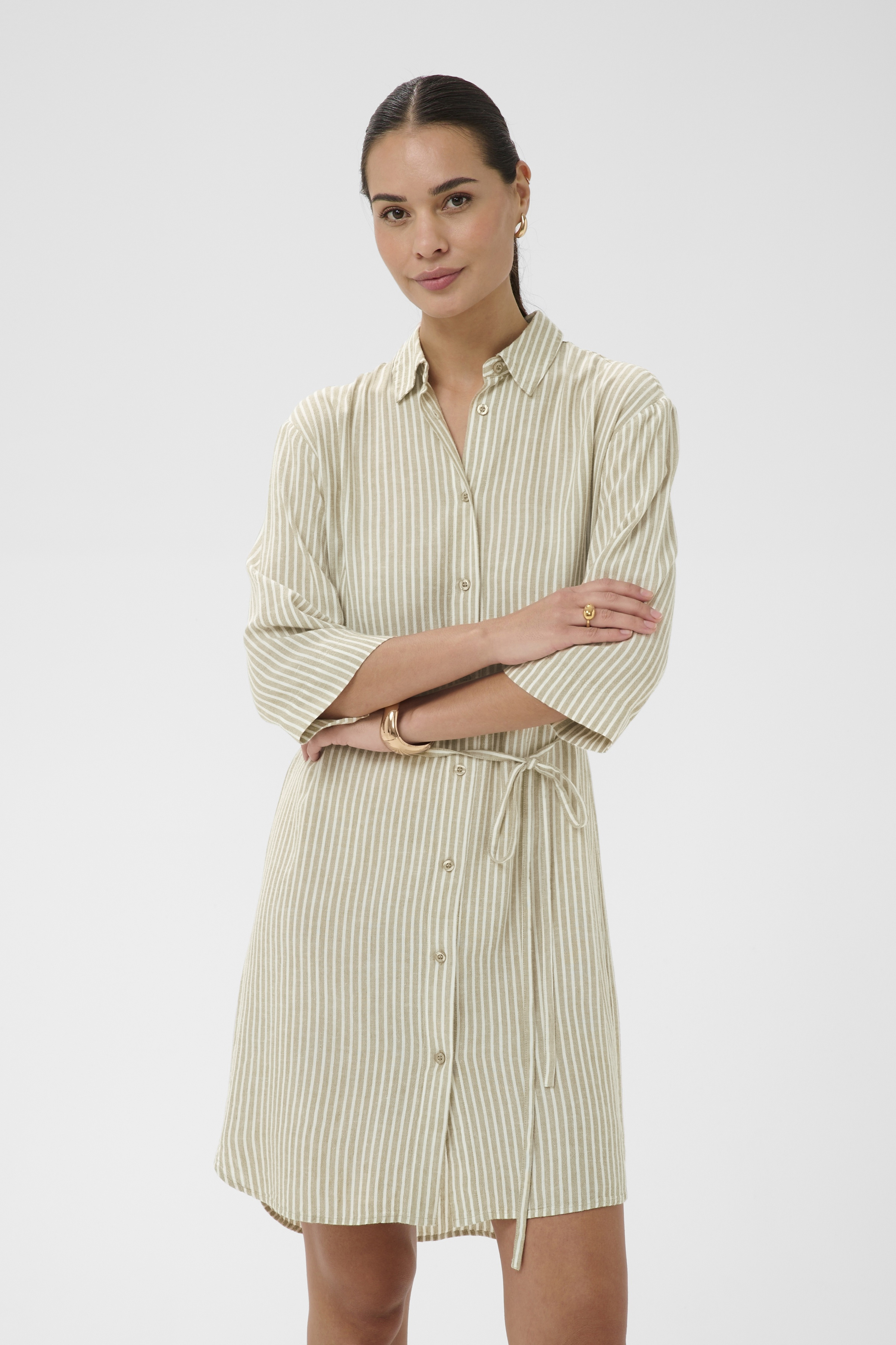 KAmilia Short Shirt Dress Chinchilla/ Chalk stripe Randig Skjortklänning