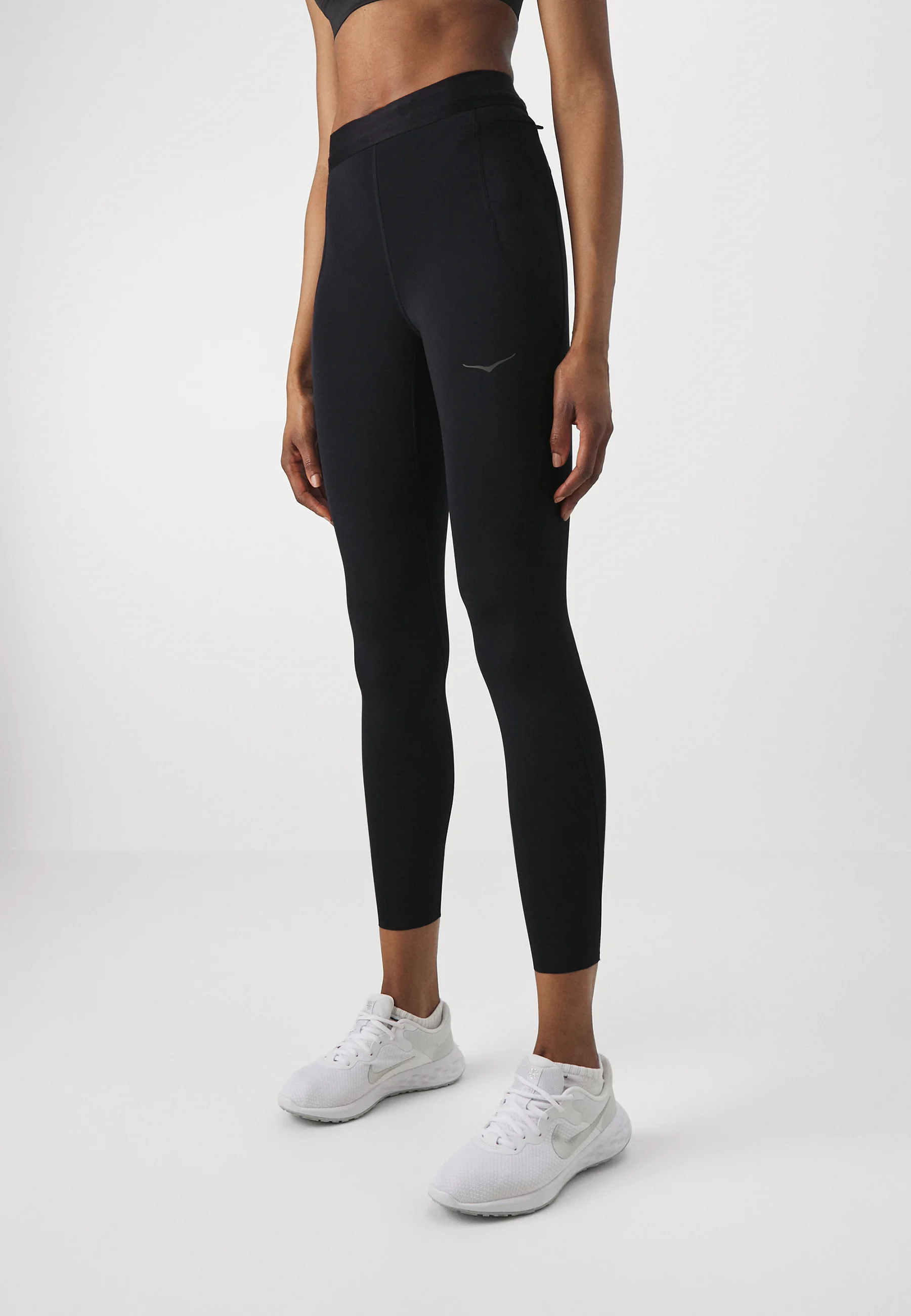 Hoka  Novafly Run Tight 25 W - 2