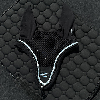 EQUILINE LÅNG HUVA MED E-LOGGA E73 BLACK GL.BLACK-LIGHTBLUE 