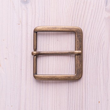 Gürtelschnalle 44 mm antik Messingfinish