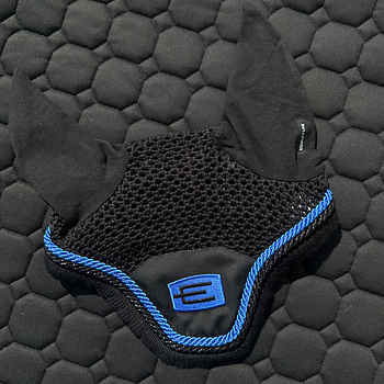 EQUILINE HUVA MED E-LOGGA E32 BLACK GL.BLACK-ROYALBLUE