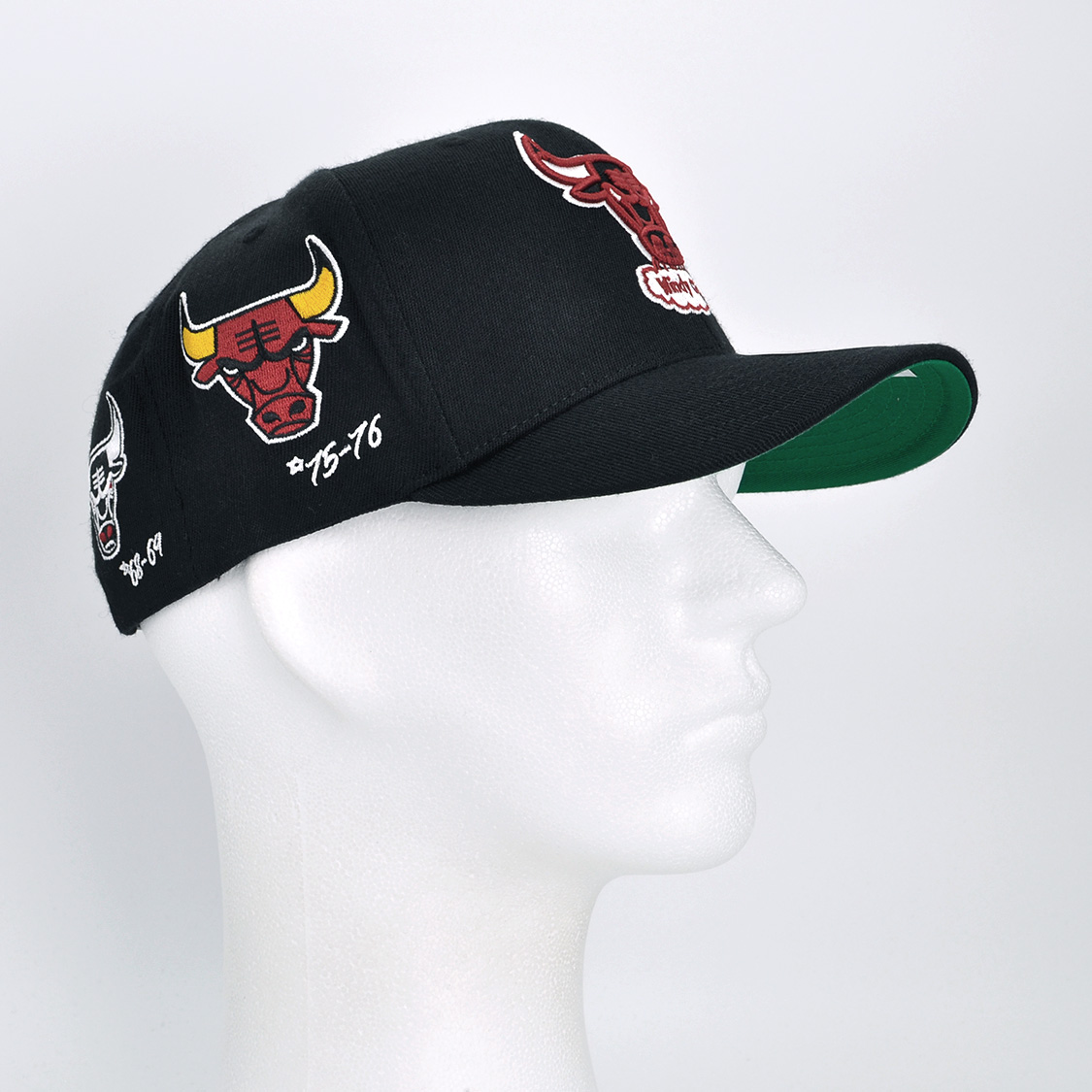 Mitchell & Ness - Chicago Bulls HWC Timeline Classic Red Fit Black - 4