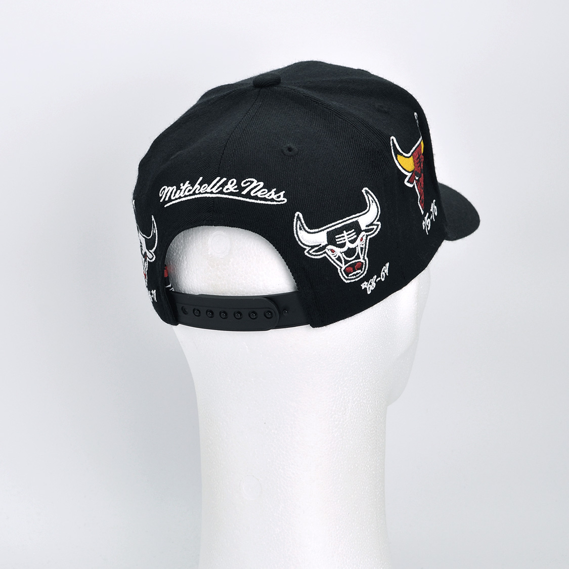 Mitchell & Ness - Chicago Bulls HWC Timeline Classic Red Fit Black - 3