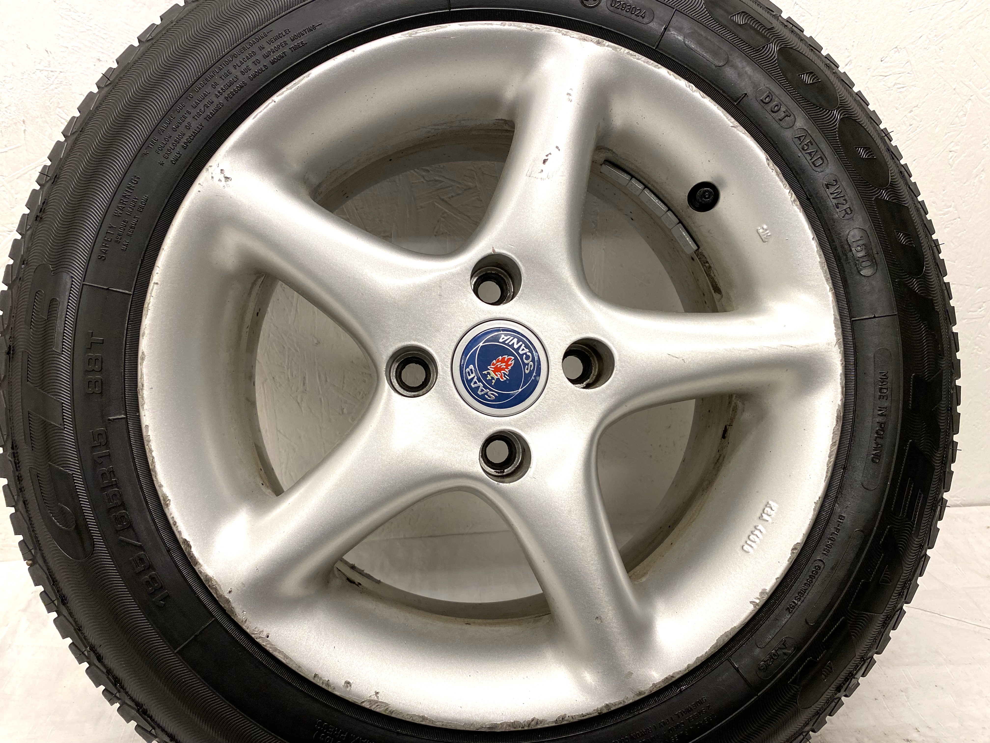Kompletta Sommarhjul | 15" SAAB 9000 | 4x108 7x15 ET30 65.1 +  2 st 195/60 R15 88H Yokohama C-Drive | V09-05 | 3|2.5mm + 2 st 185/65 R15 88T Goodyear GT3 | V16-10 | 4|4mm - 12