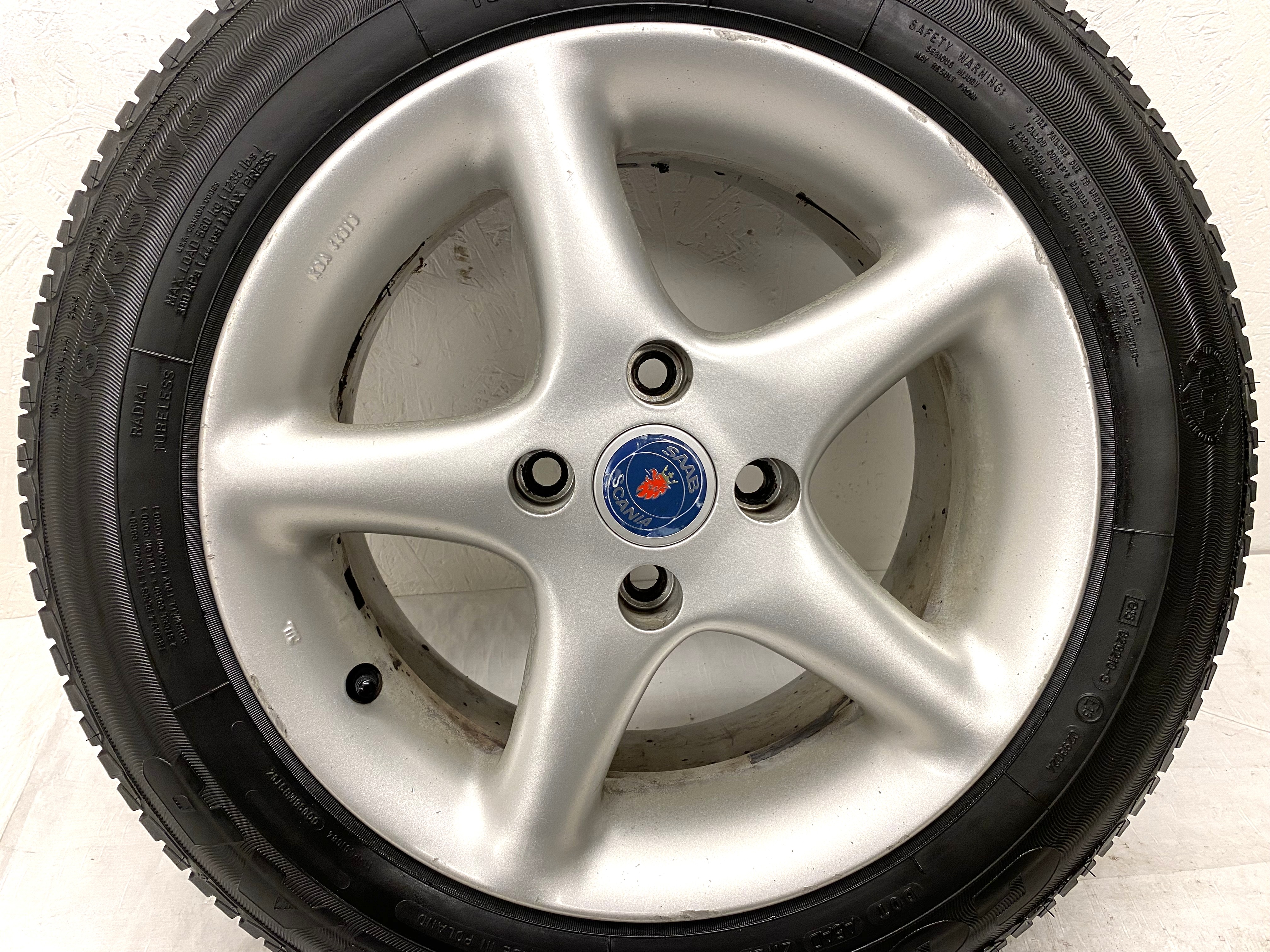 Kompletta Sommarhjul | 15" SAAB 9000 | 4x108 7x15 ET30 65.1 +  2 st 195/60 R15 88H Yokohama C-Drive | V09-05 | 3|2.5mm + 2 st 185/65 R15 88T Goodyear GT3 | V16-10 | 4|4mm - 14