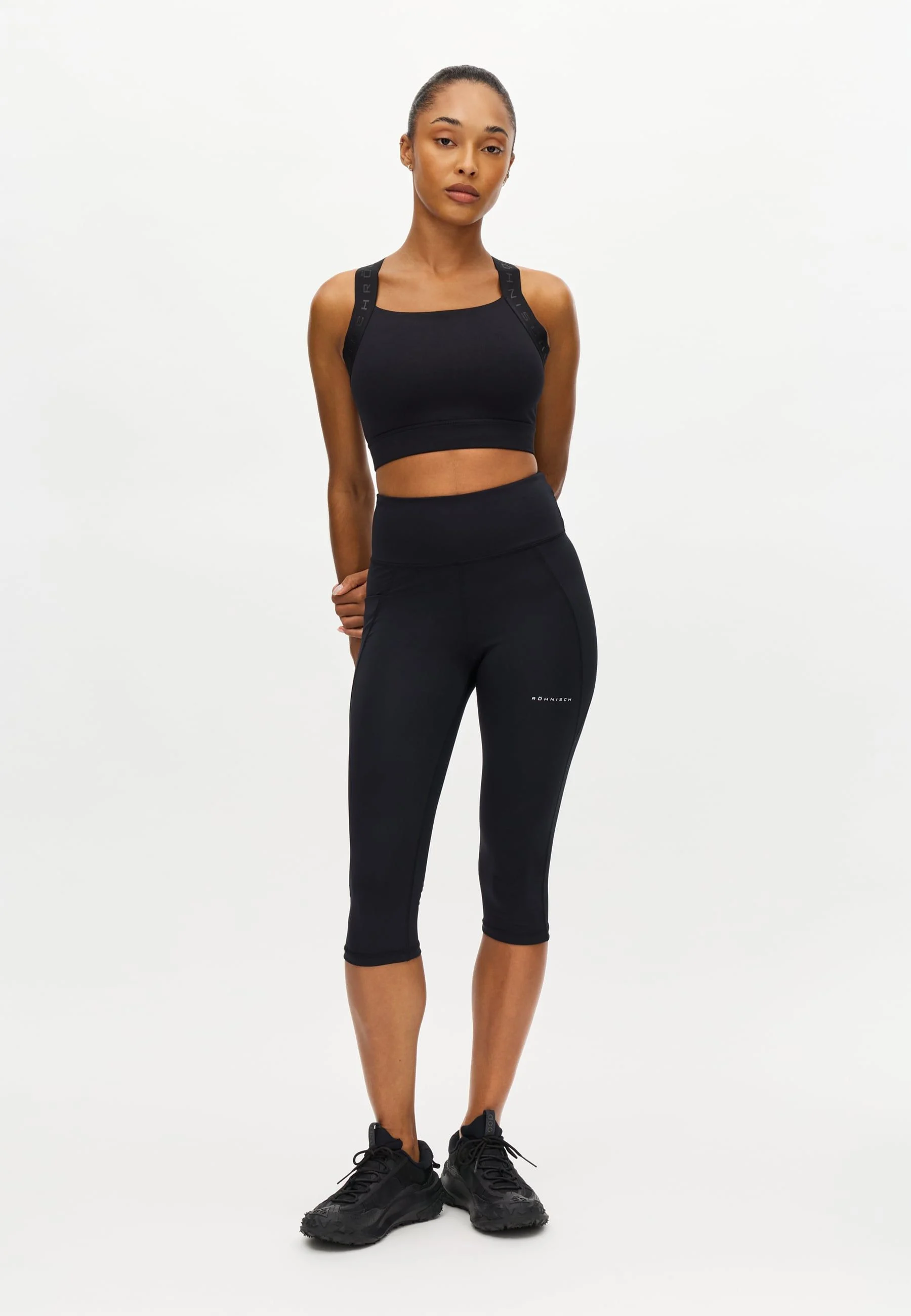 Röhnisch Flattering High Waist Capri Tights - 2