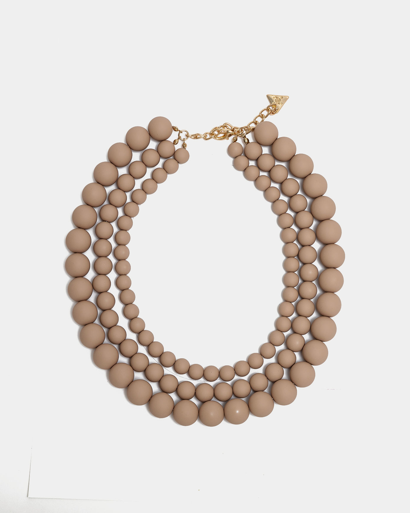 Colette Pearl Necklace Mat Beige