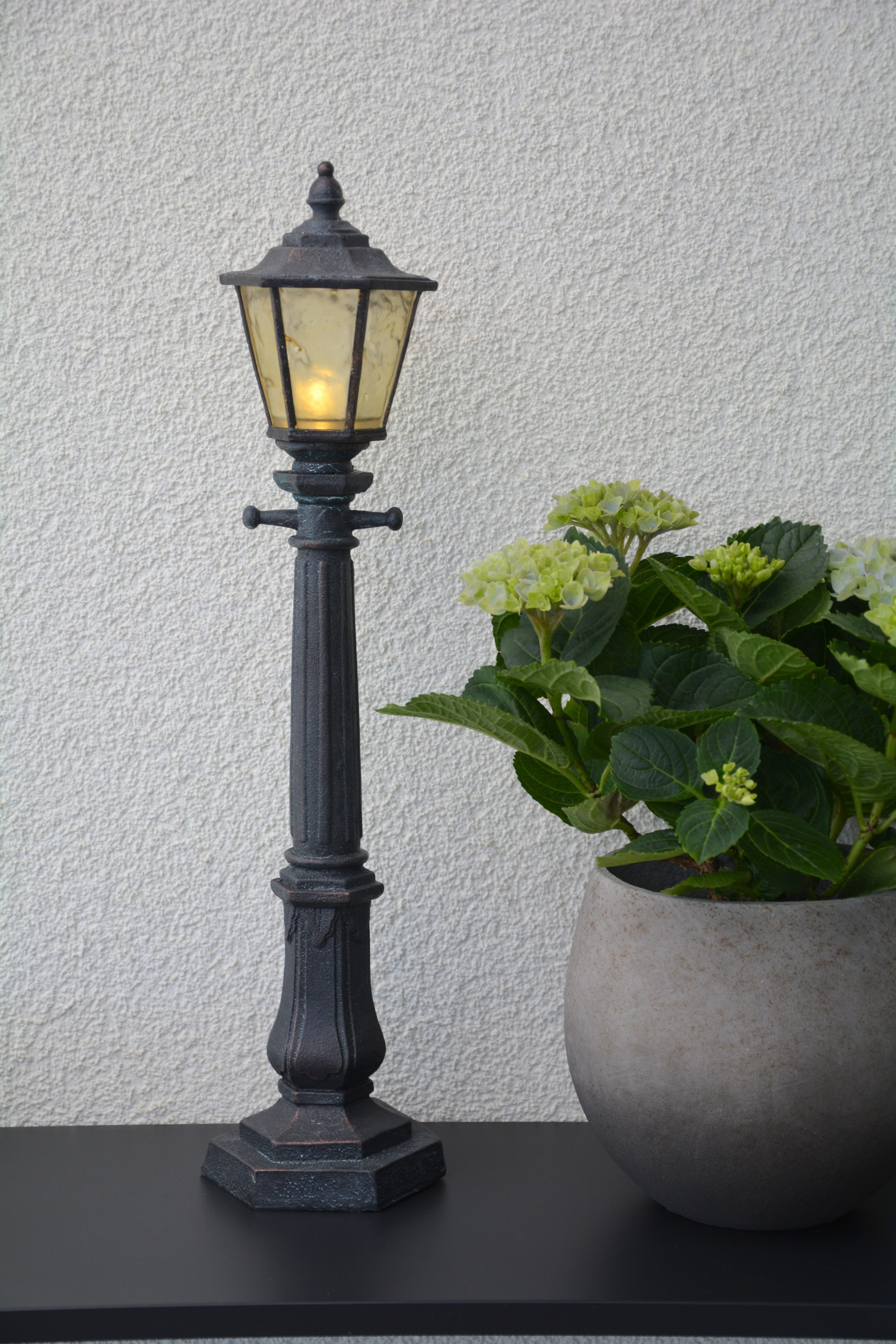 Lampa / lykta gatlykta batteridriven 49 cm
