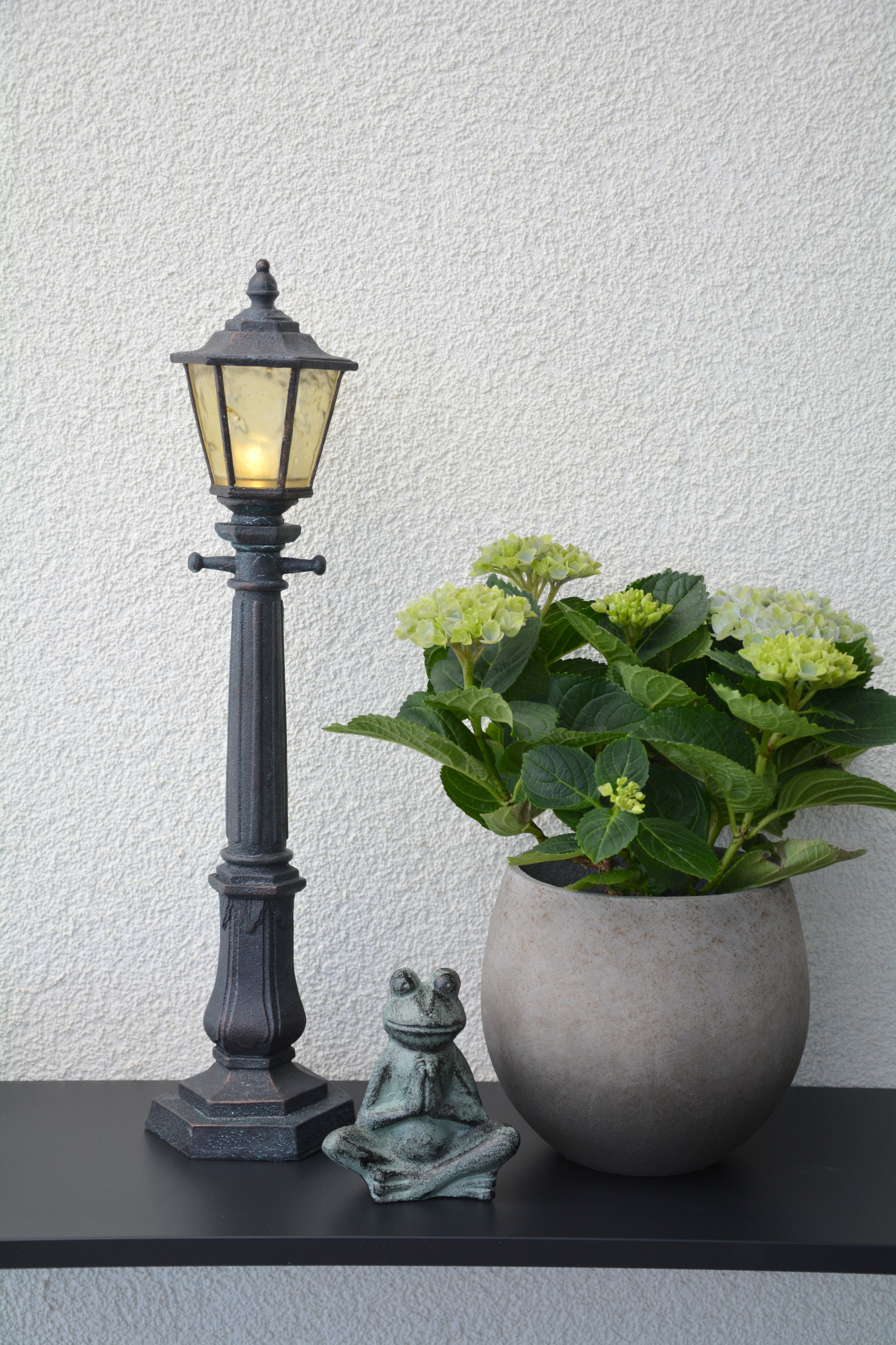 Lampa / lykta gatlykta batteridriven 49 cm