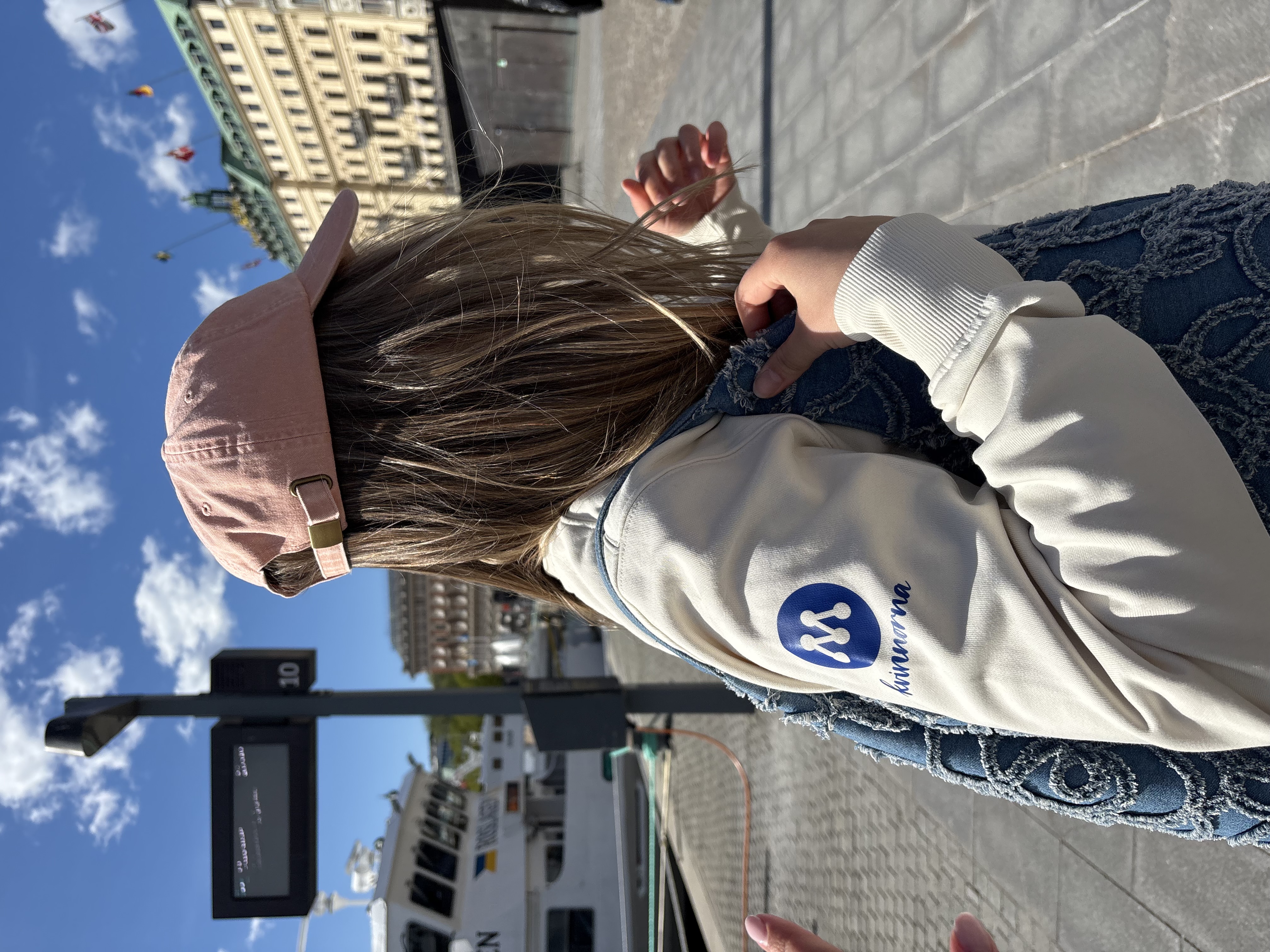 UM Crewneck - Regular Fit Unisex - Moderatkvinnorna - 2