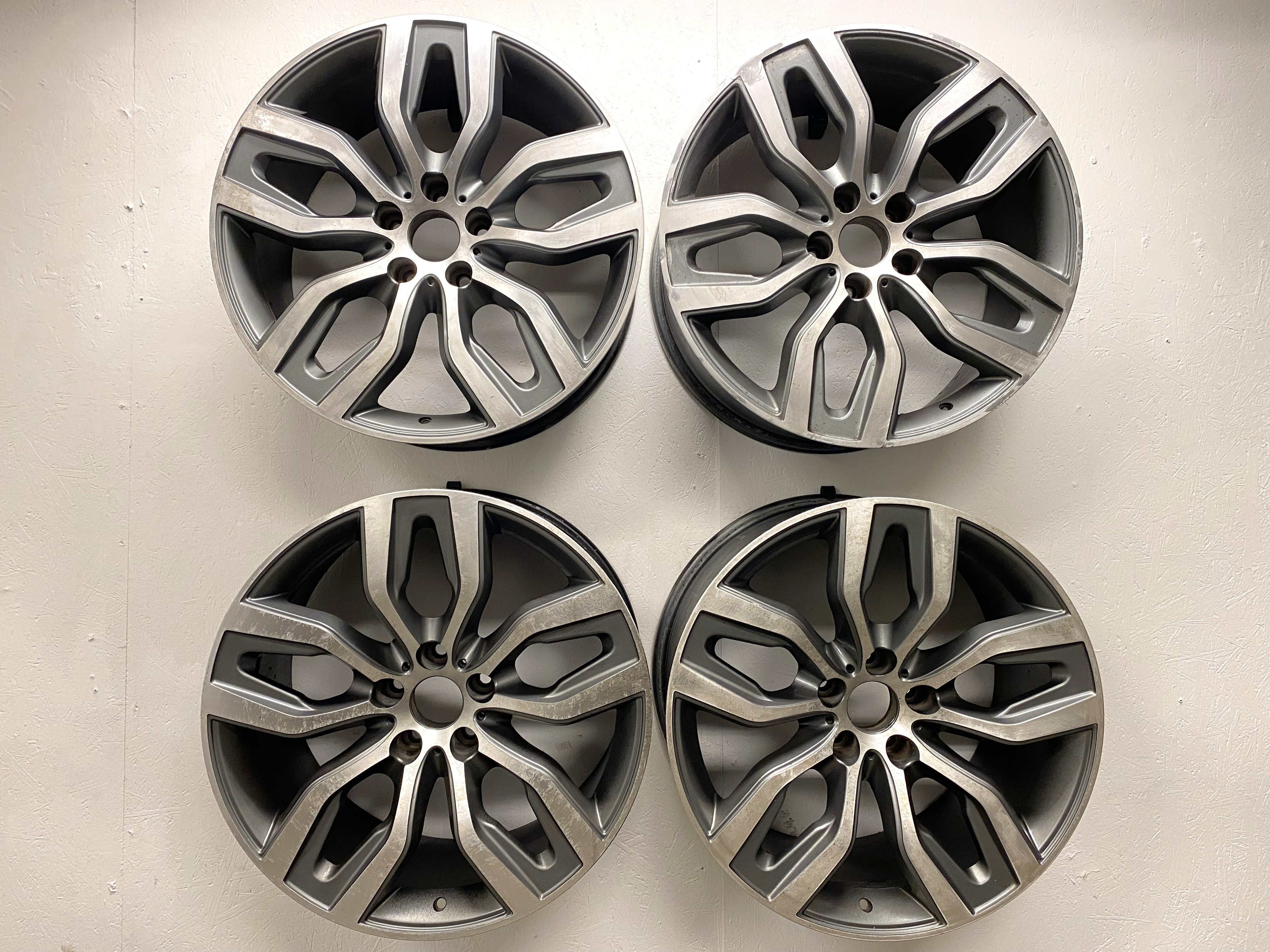 BEGAGNAT | 4 st | 20" ALUFÄLGAR Original 541 BMW | 2 st 5x120 9.5x20 ET40 74.1 + 2 st 5x120 10.5x20 ET30 74.1 - Renoveringsobjekt