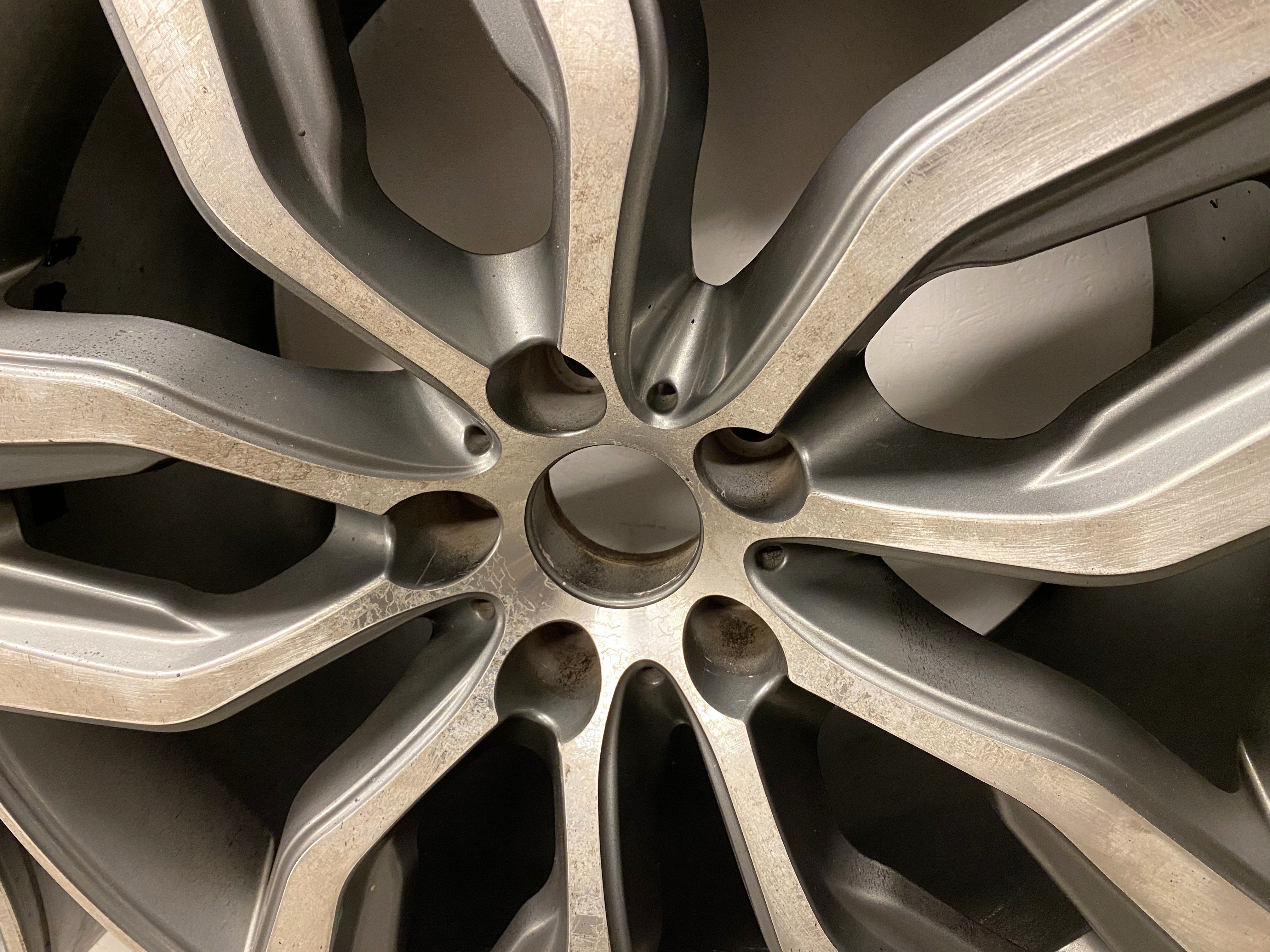 BEGAGNAT | 4 st | 20" ALUFÄLGAR Original 541 BMW | 2 st 5x120 9.5x20 ET40 74.1 + 2 st 5x120 10.5x20 ET30 74.1 - Renoveringsobjekt - 4