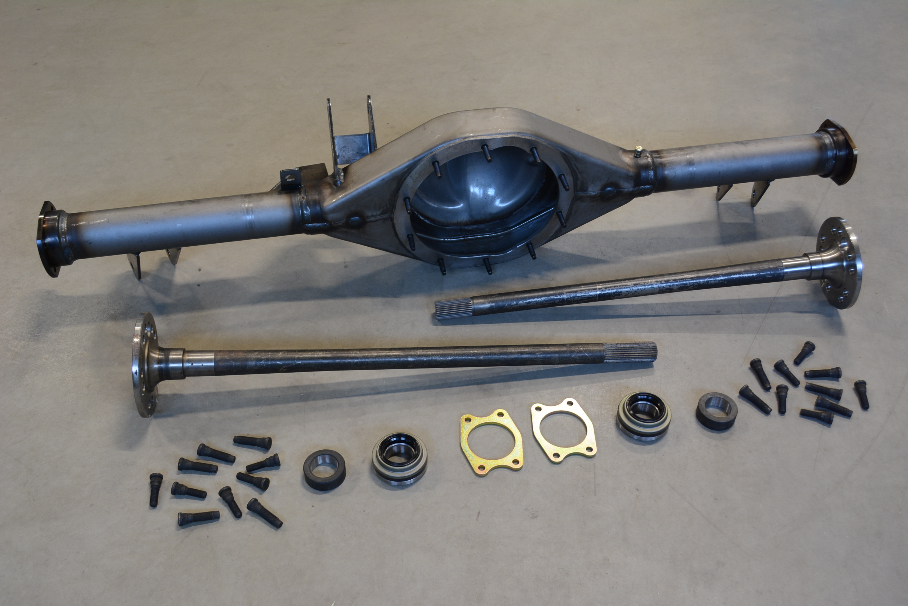 Ford 9´´ Banjo + Drivaxlar GM B-Body 59-64 - 2