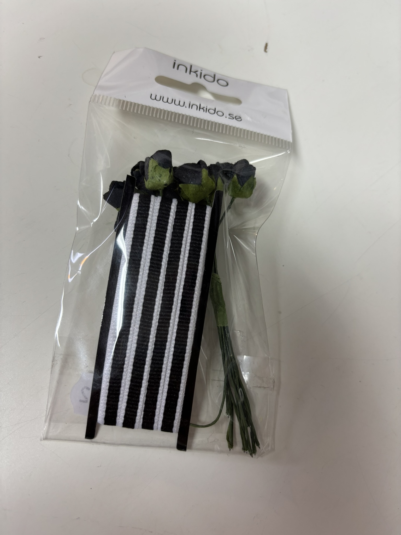 Dekorations kit, Svart