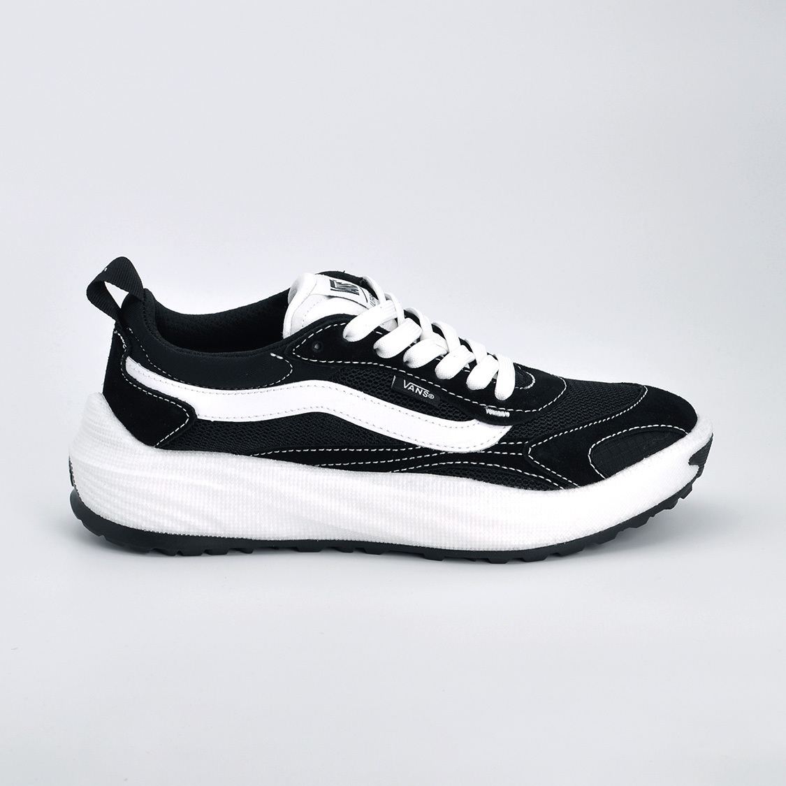 Vans - Ultrarange Neo 2.0 Black/White - 3