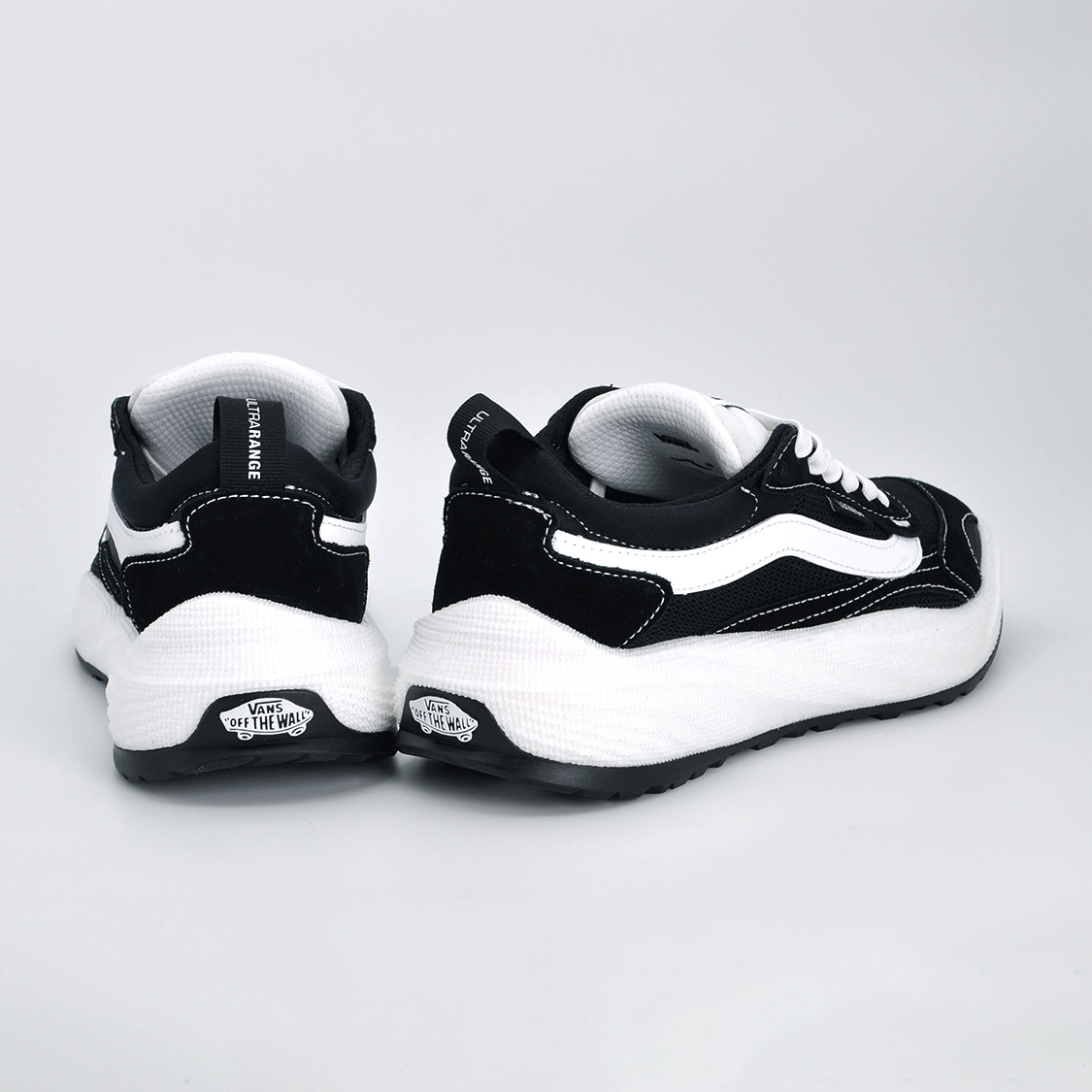 Vans - Ultrarange Neo 2.0 Black/White - 5