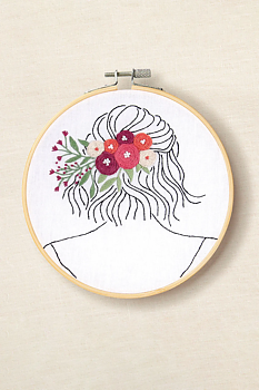 DMC Broderikit Petal and Pearls 12,3 x 12,6 cm