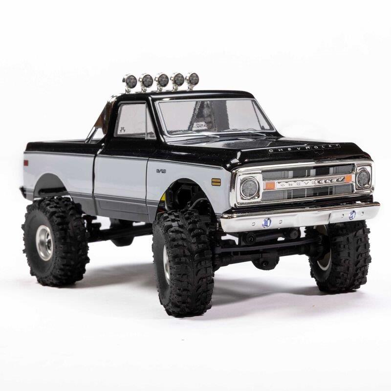 1/24 Axial SCX24 1967-1972 Chevrolet C10 Black - 17