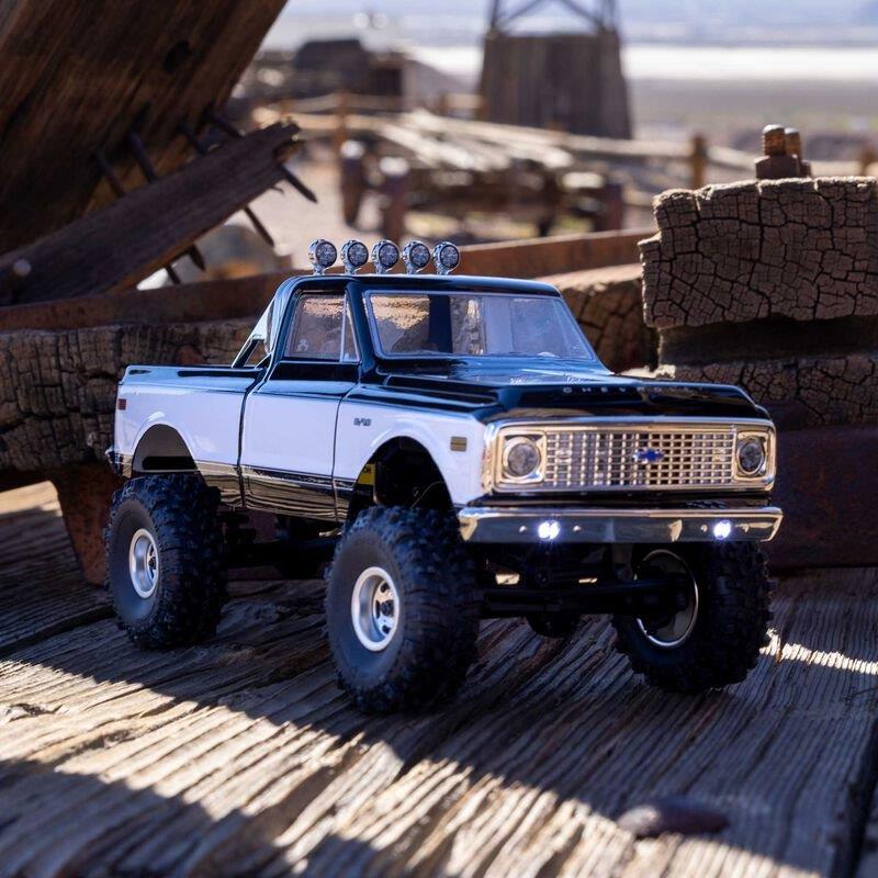 1/24 Axial SCX24 1967-1972 Chevrolet C10 Black - 6