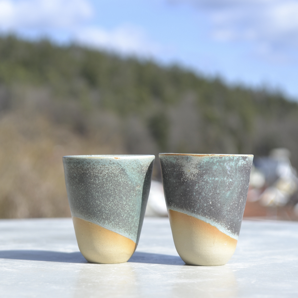 Handgjord Shotmugg i stengods | Flow – turkos/grå