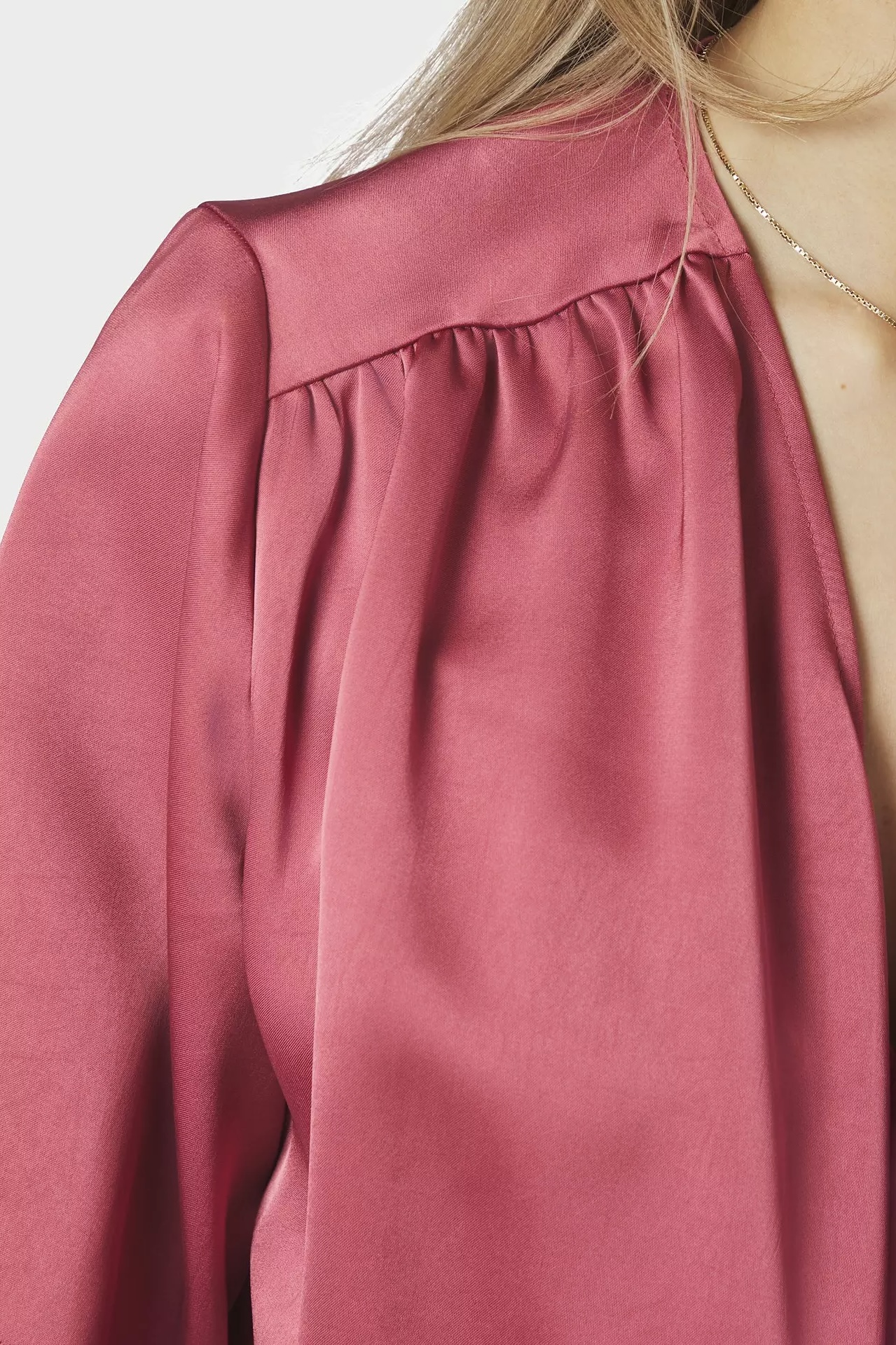 Neo Noir - Casadia Heavy Sateen Blouse Cherry Pink - 4