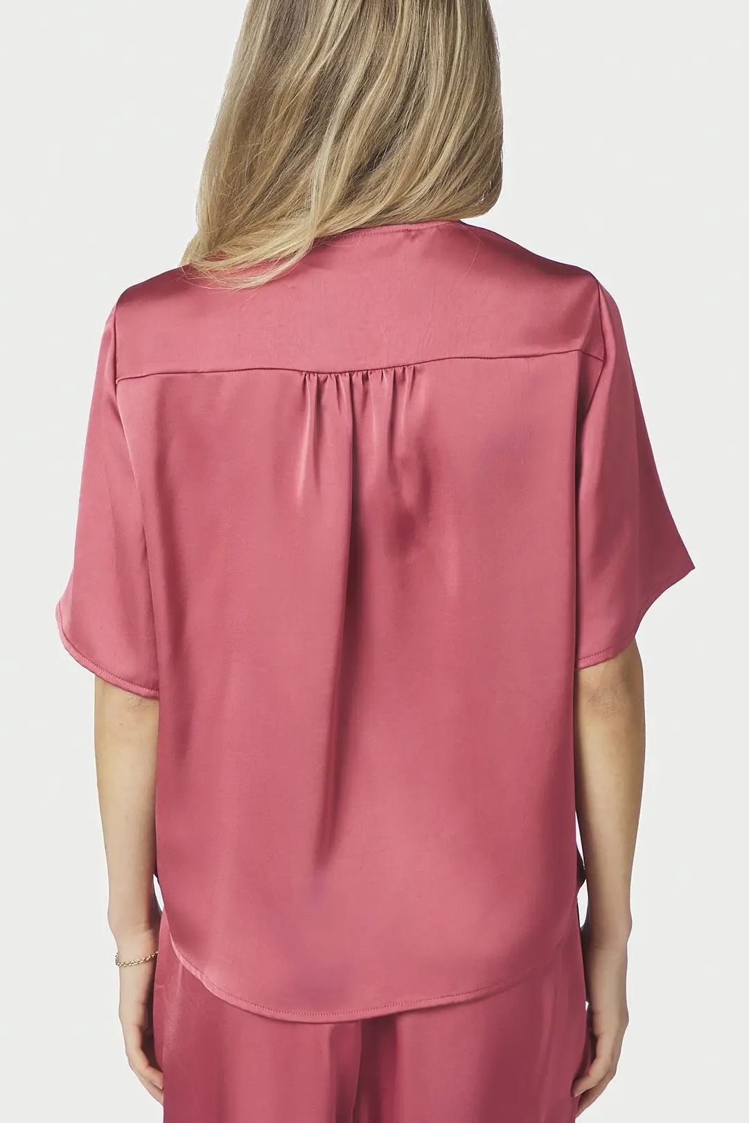 Neo Noir - Casadia Heavy Sateen Blouse Cherry Pink - 3