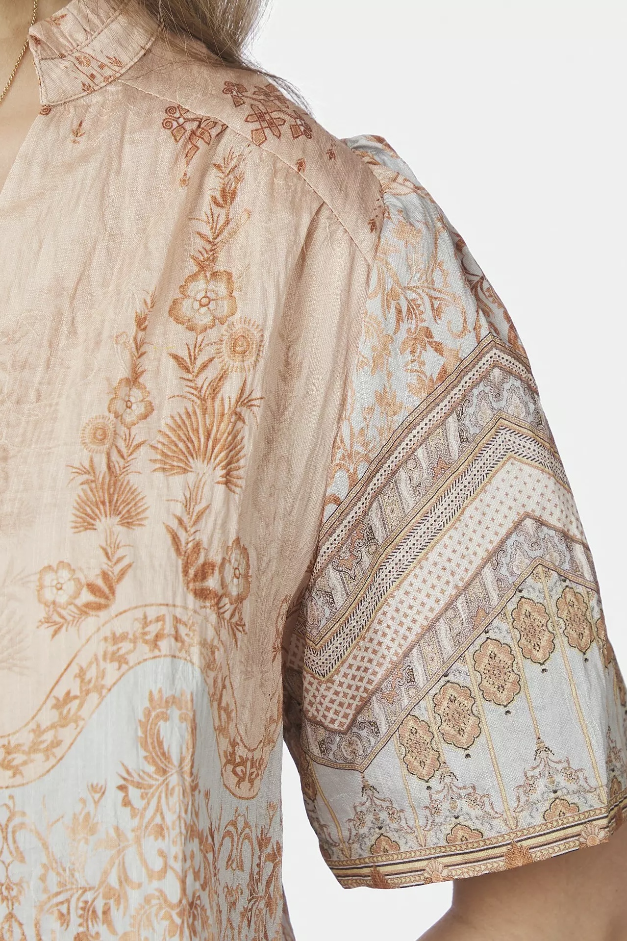 Neo Noir - Torana Flower Border Blouse Flower Peach - 4